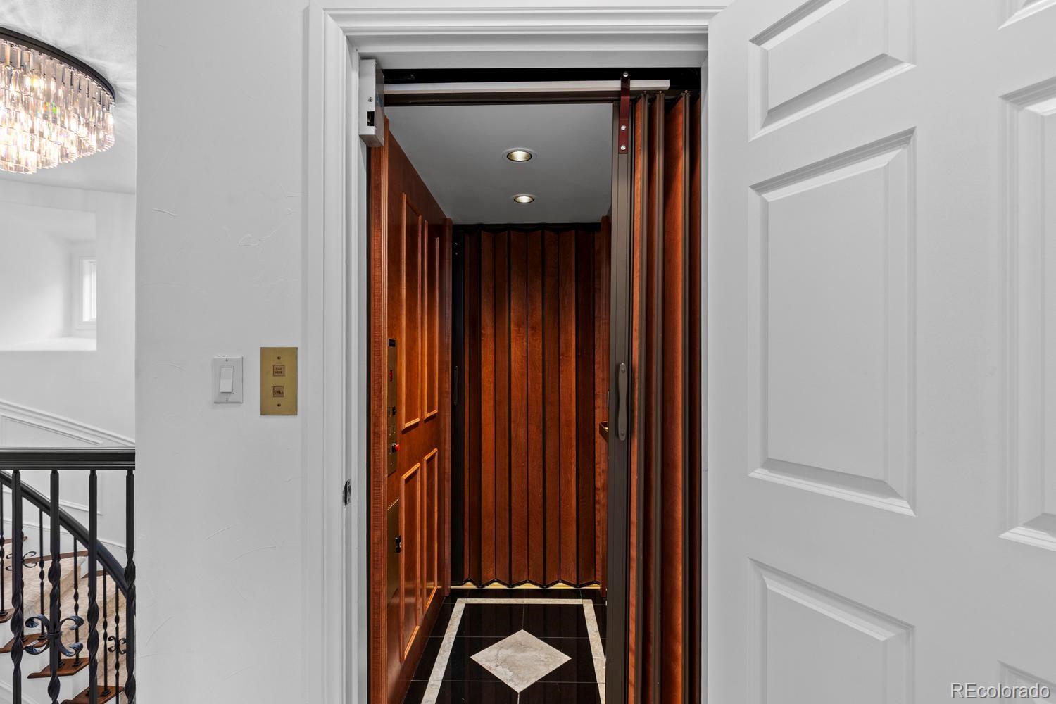 MLS Image #15 for 100 s university boulevard,denver, Colorado