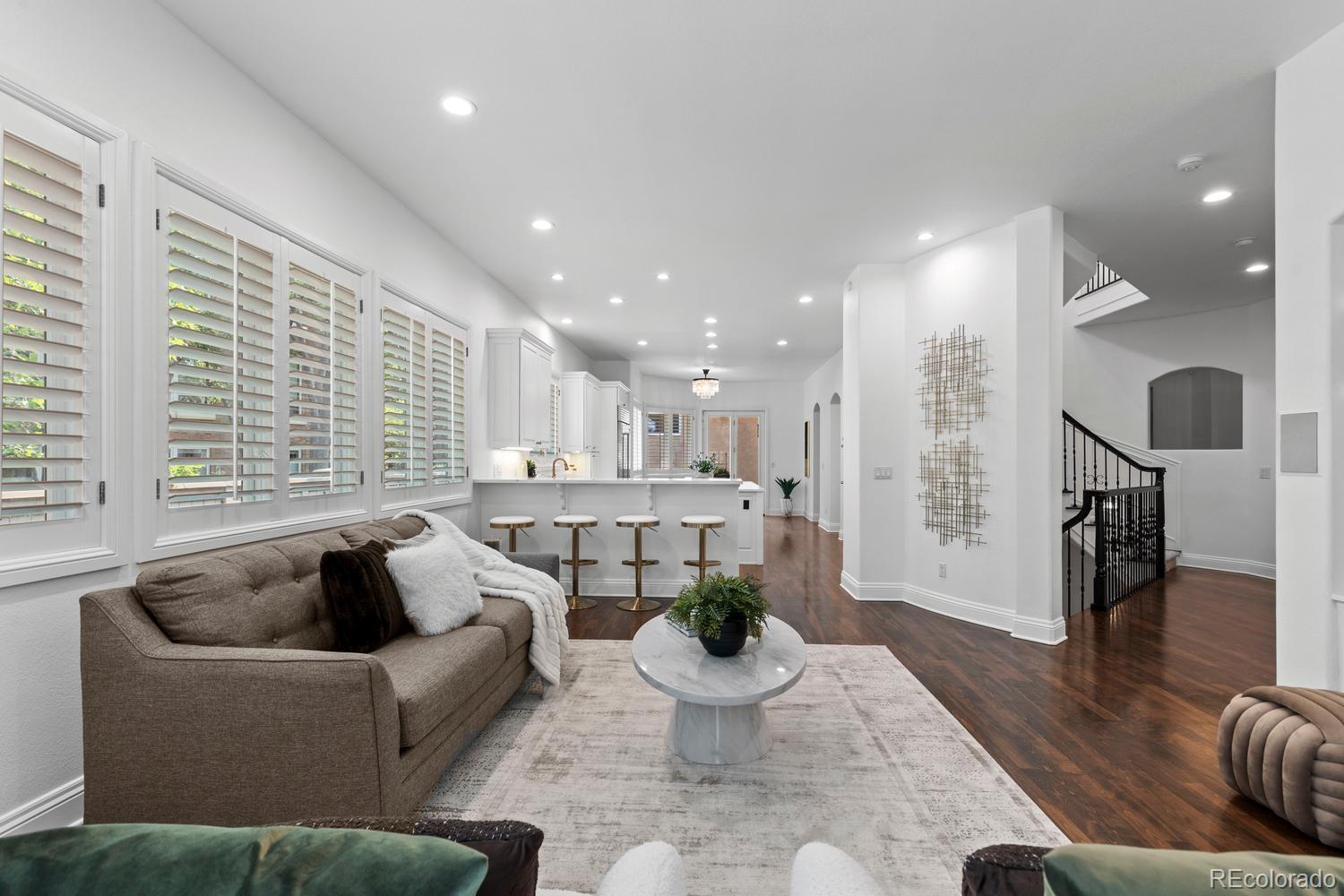 MLS Image #19 for 100 s university boulevard,denver, Colorado