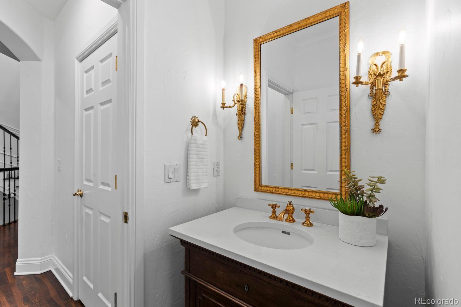 MLS Image #27 for 100 s university boulevard,denver, Colorado