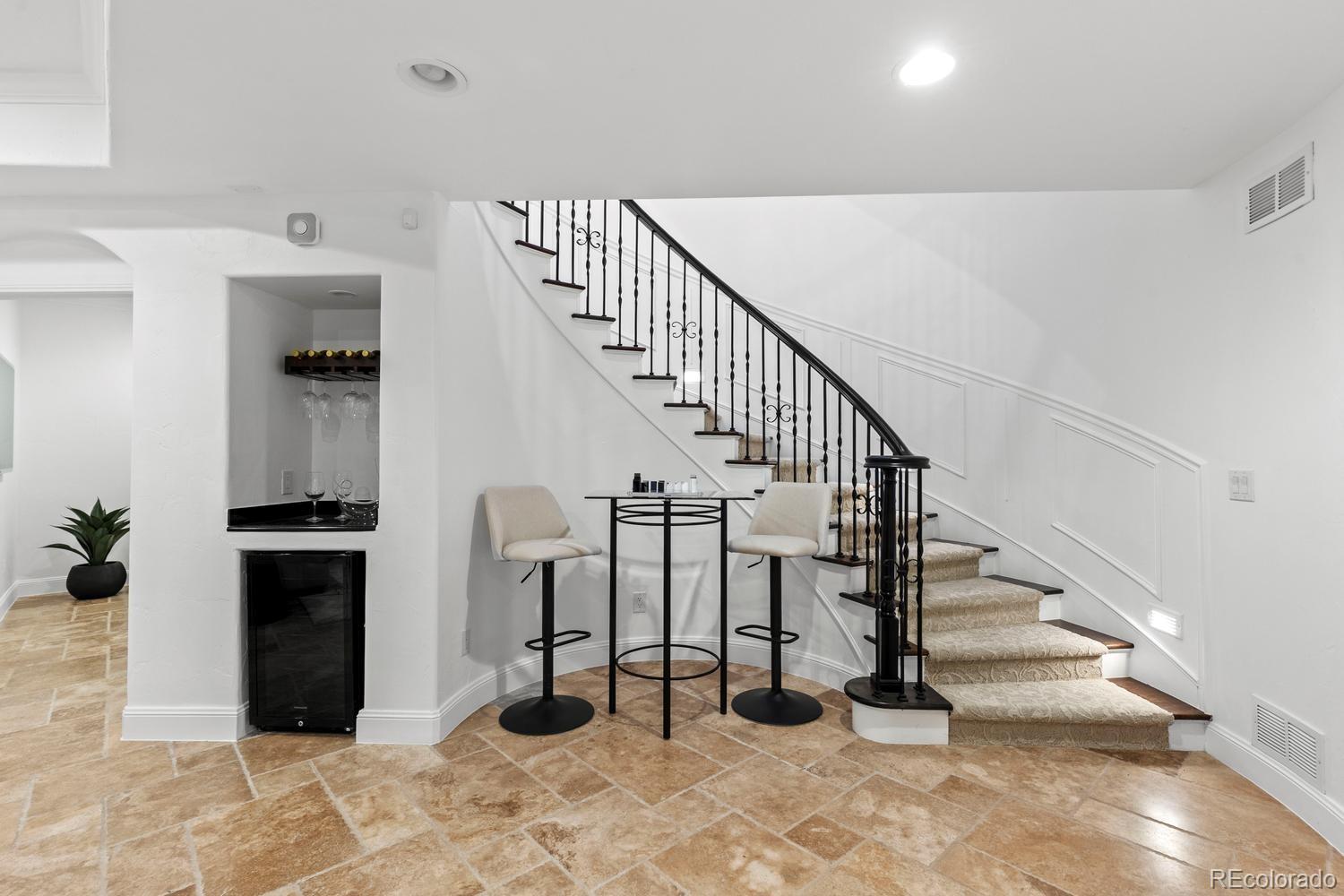 MLS Image #39 for 100 s university boulevard,denver, Colorado