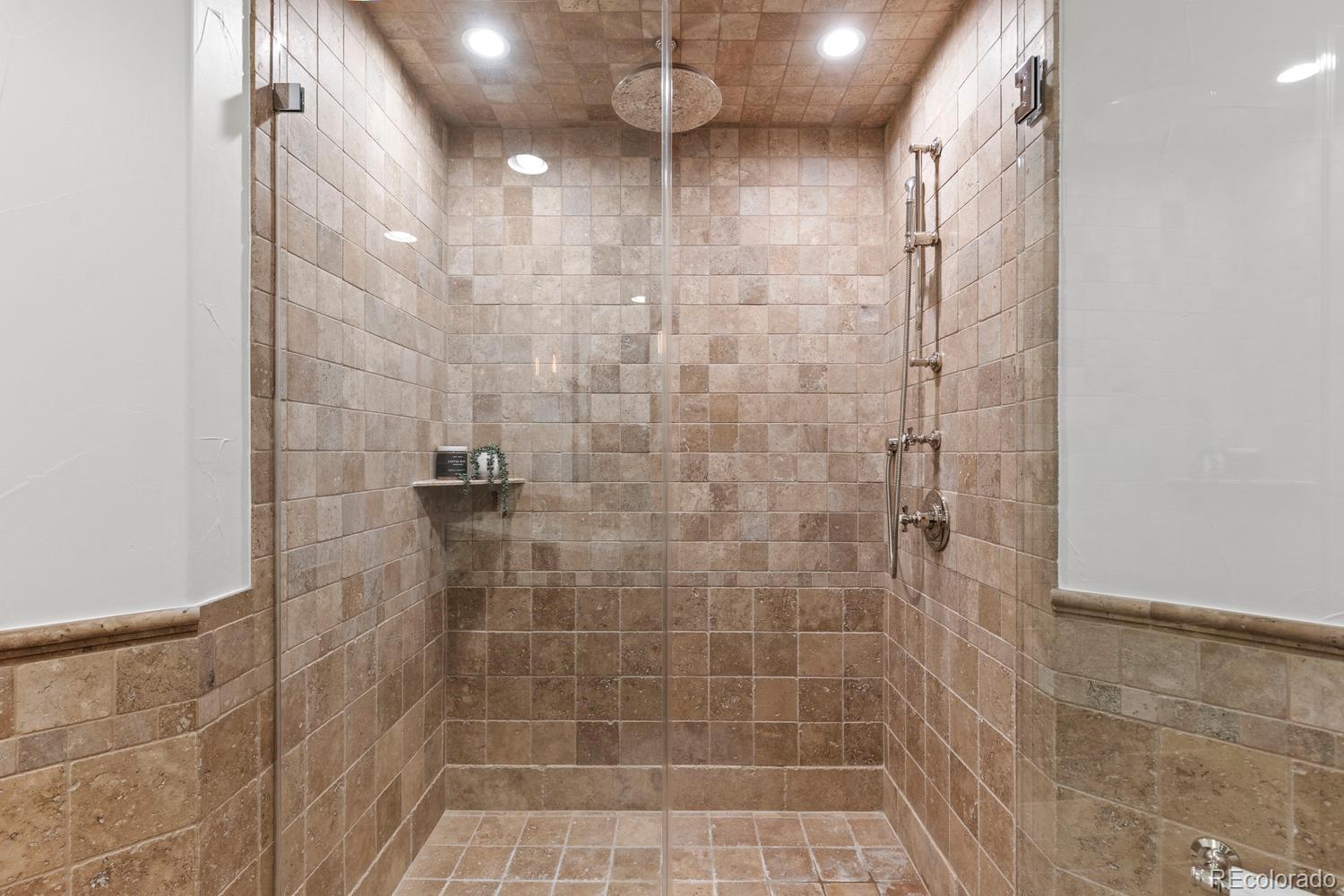 MLS Image #46 for 100 s university boulevard,denver, Colorado