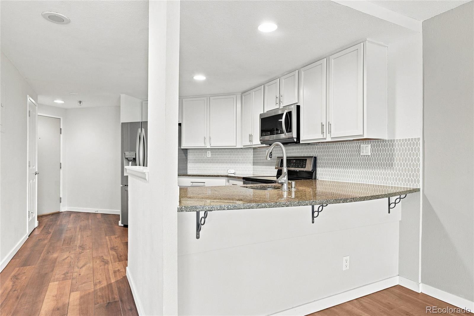 MLS Image #13 for 100  park avenue,denver, Colorado