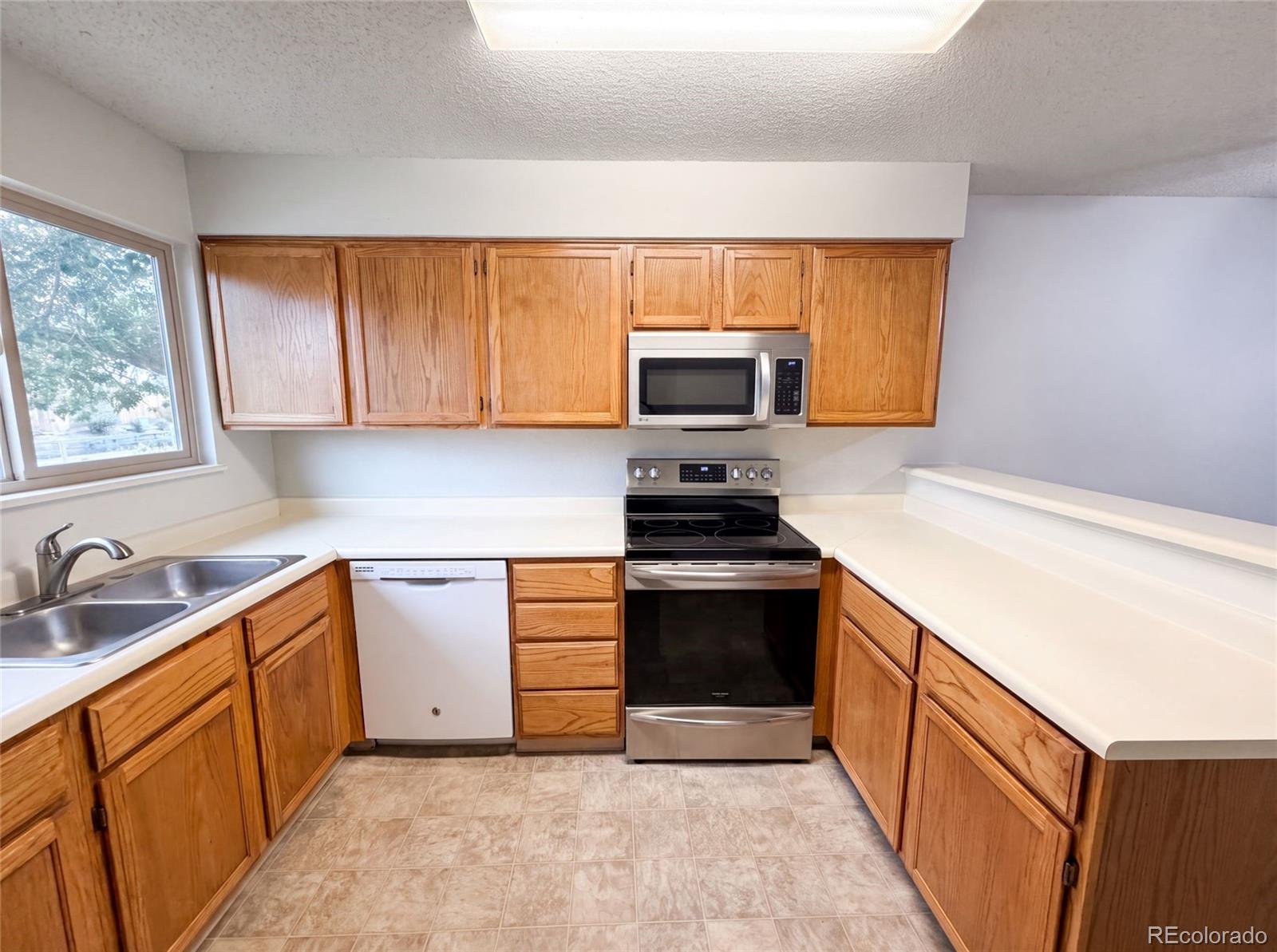 MLS Image #5 for 8733 w cornell avenue,denver, Colorado