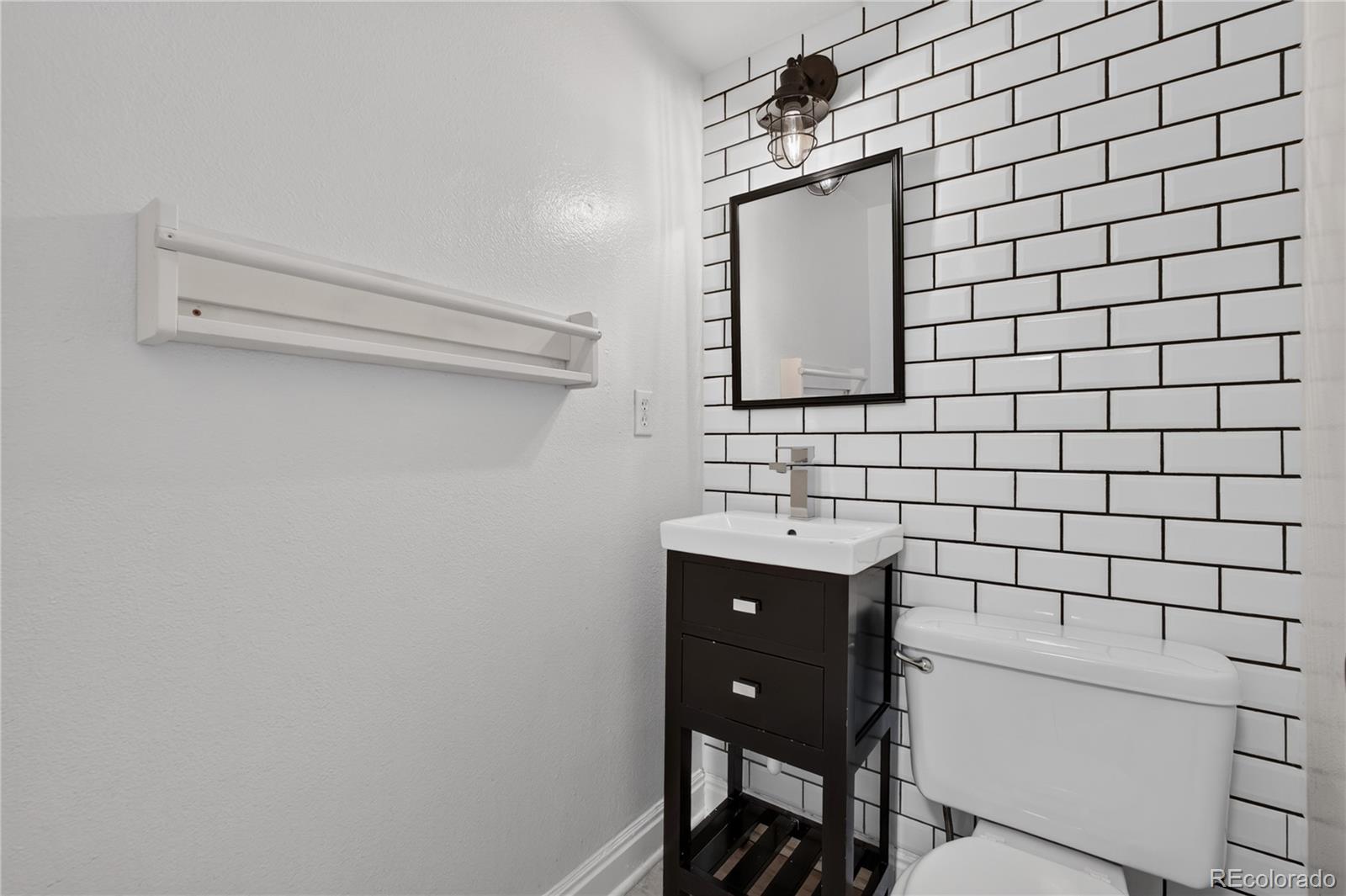 MLS Image #16 for 677  vrain street,denver, Colorado