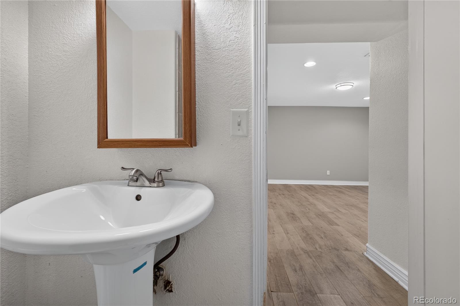 MLS Image #17 for 677  vrain street,denver, Colorado