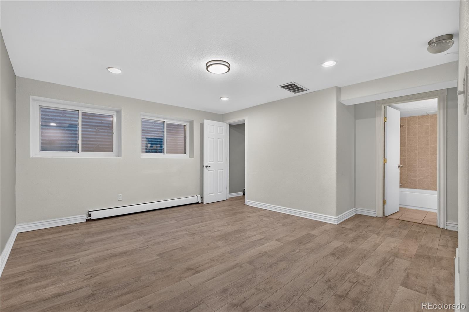 MLS Image #19 for 677  vrain street,denver, Colorado