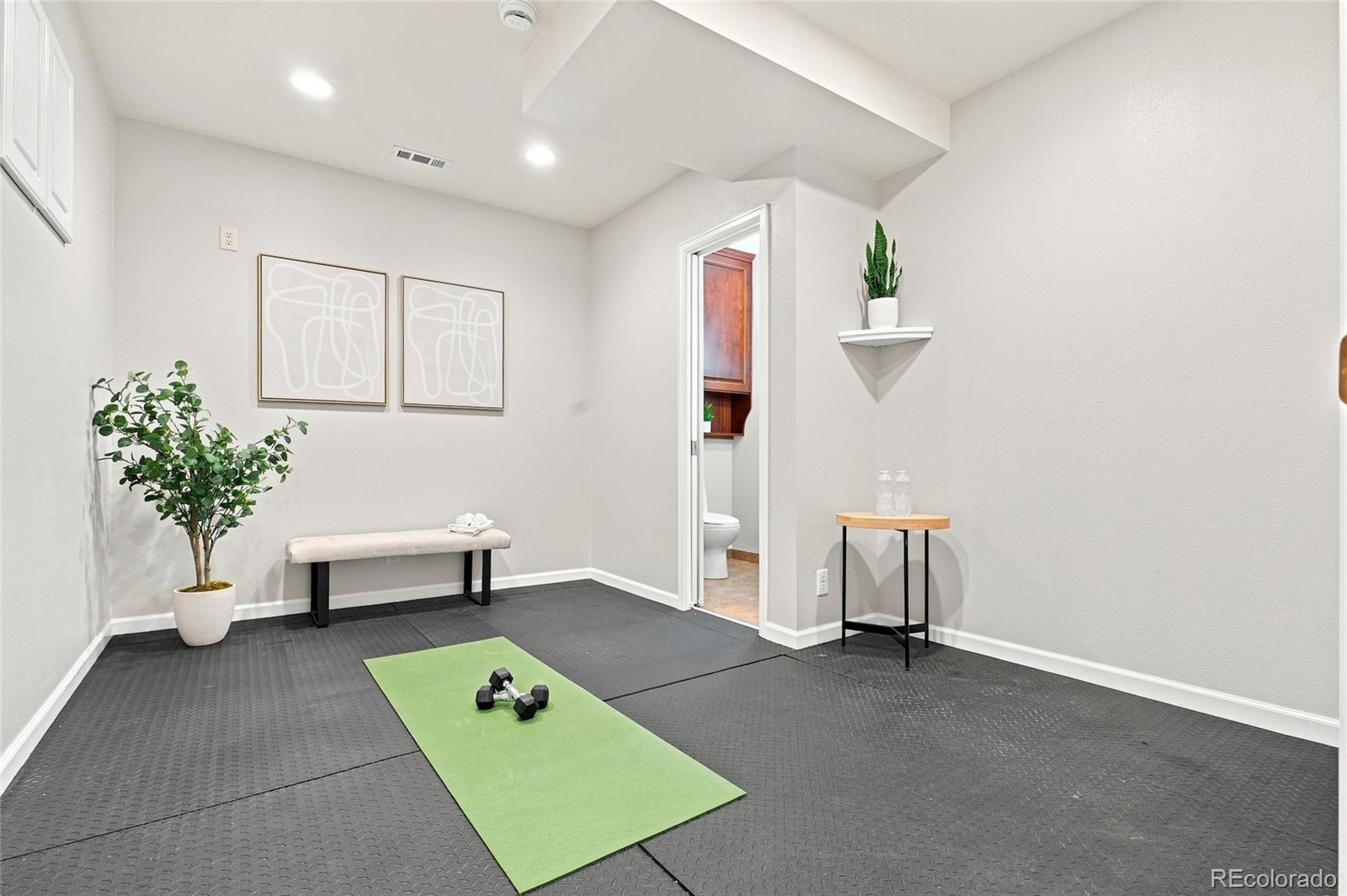 MLS Image #32 for 5552 s kittredge street,centennial, Colorado
