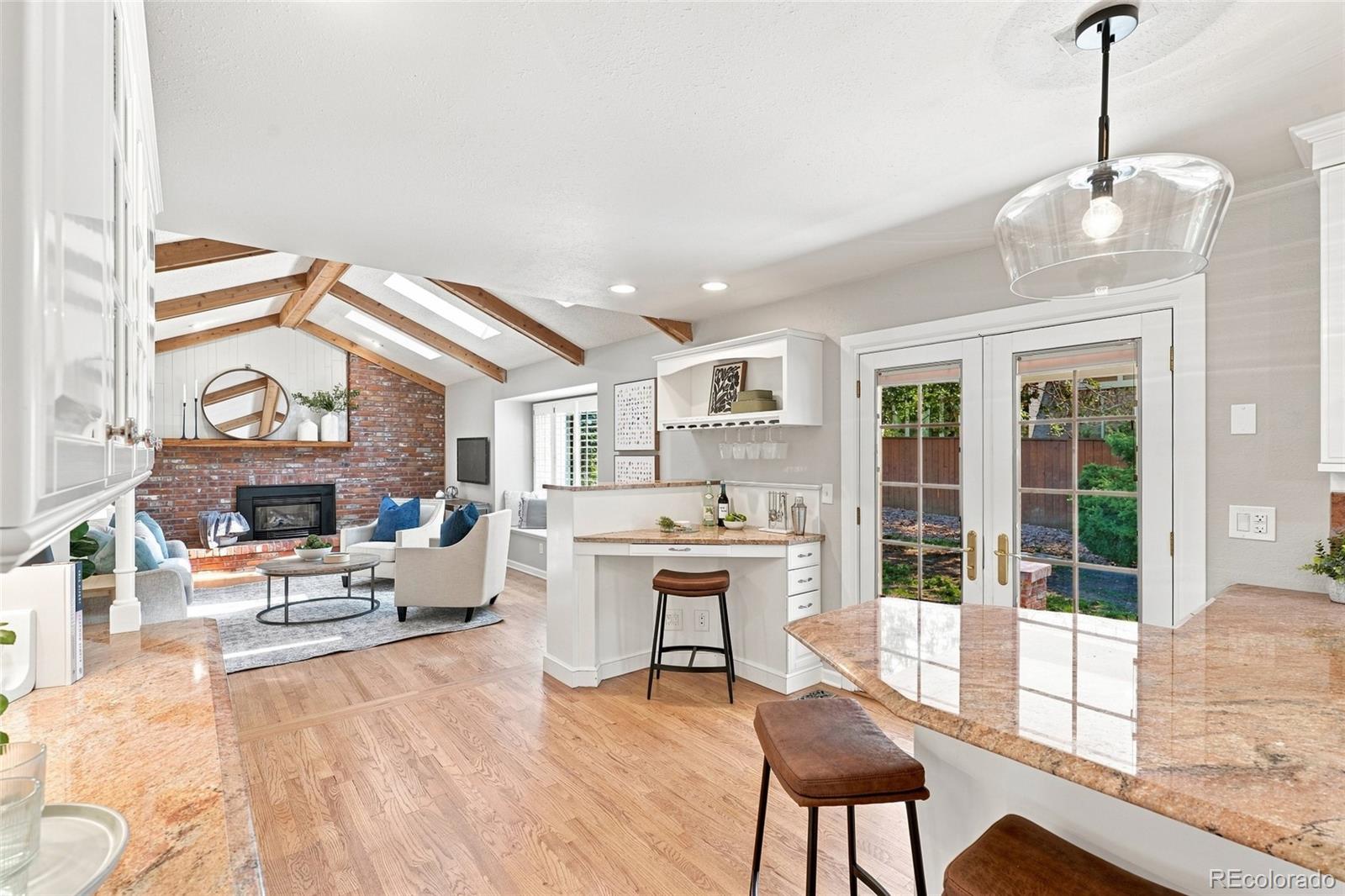 MLS Image #5 for 5552 s kittredge street,centennial, Colorado