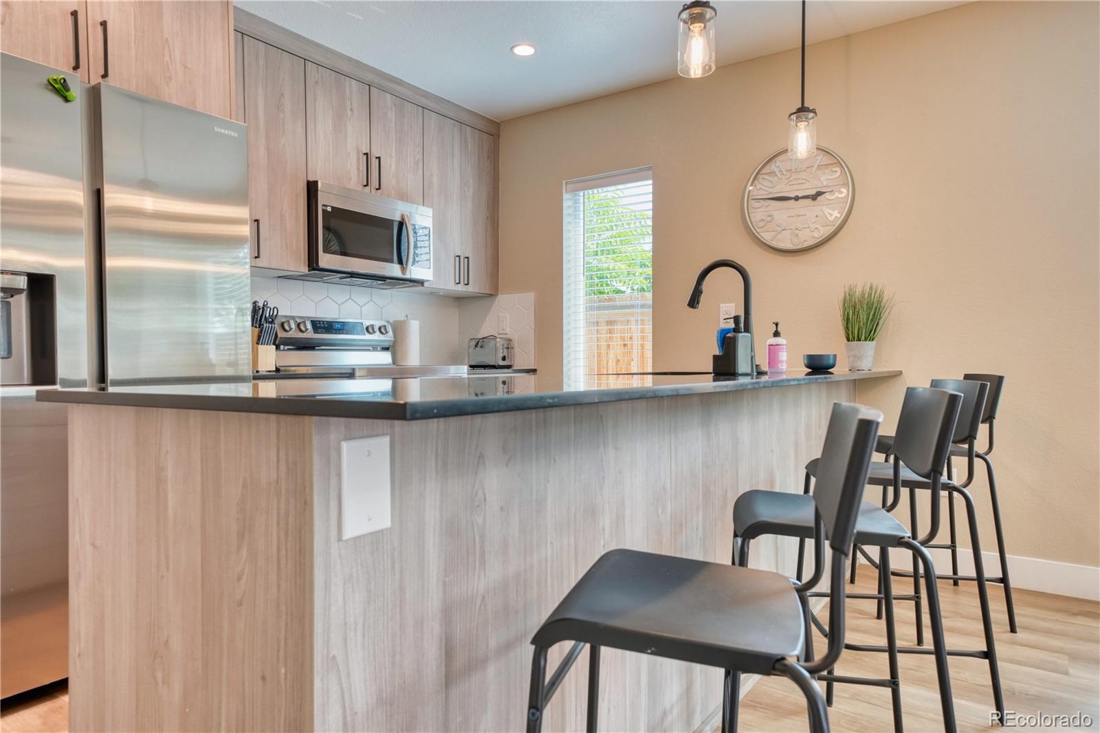 MLS Image #16 for 829  kalamath street,denver, Colorado