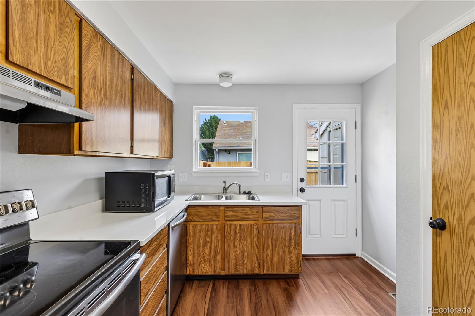 MLS Image #4 for 8248  washington street,denver, Colorado