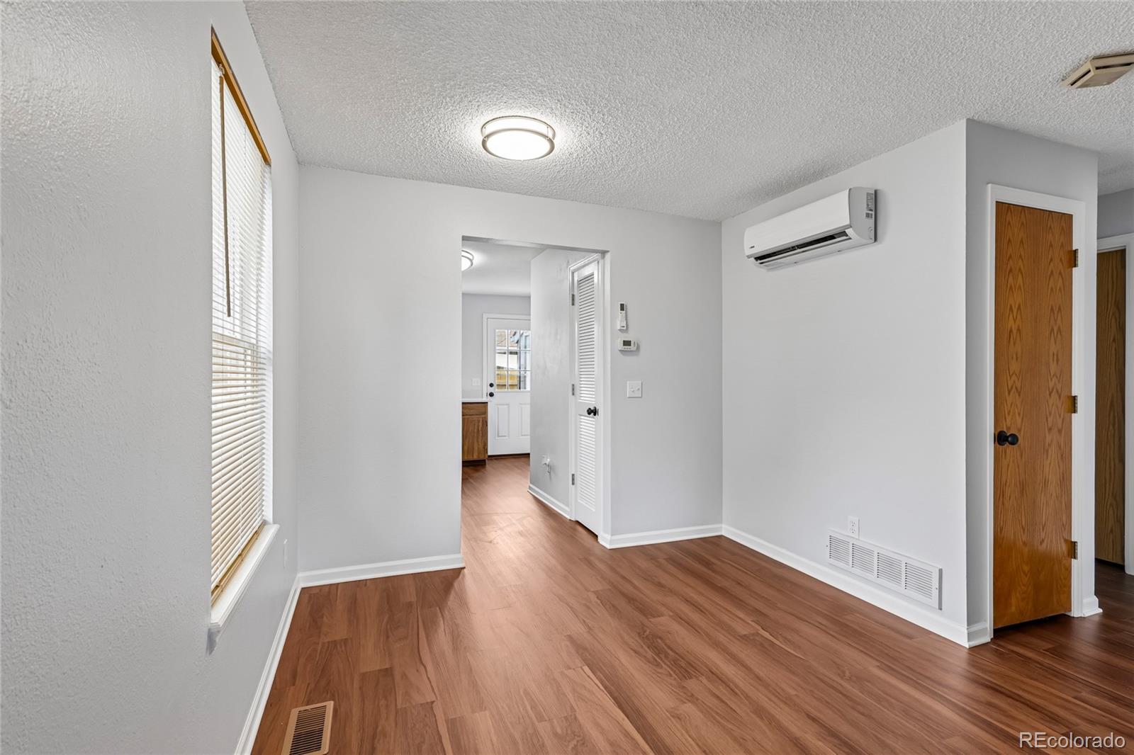 MLS Image #5 for 8248  washington street,denver, Colorado