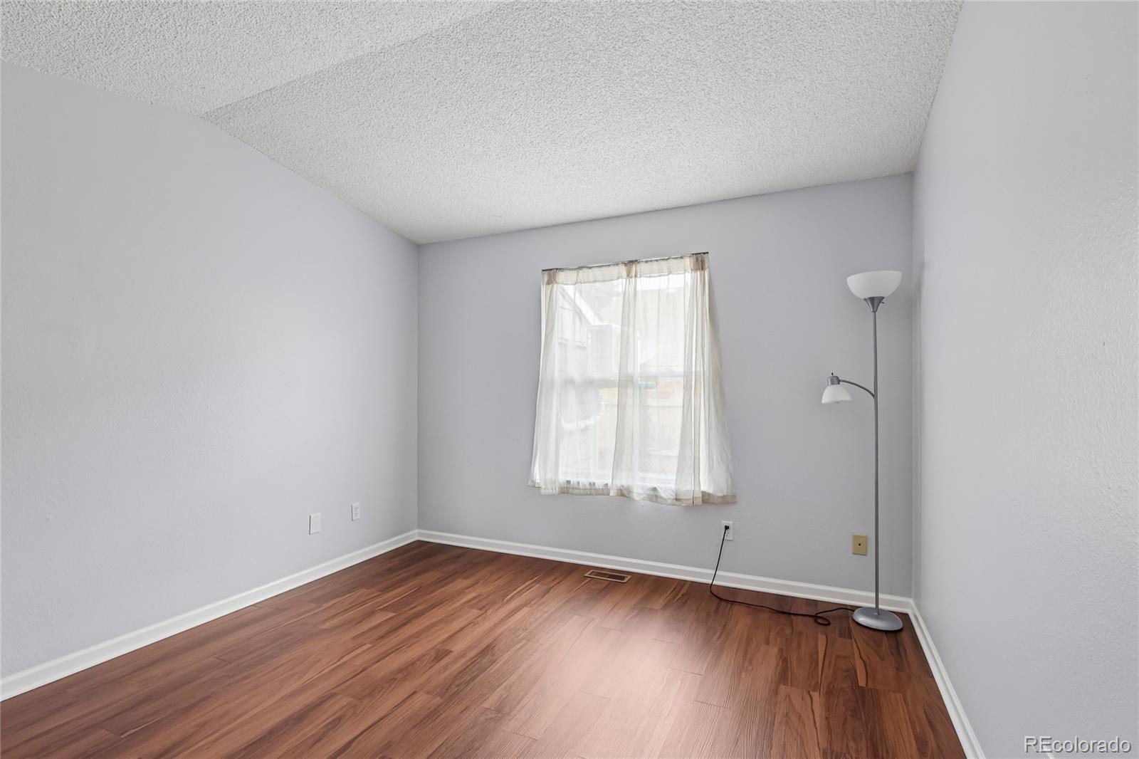 MLS Image #8 for 8248  washington street,denver, Colorado