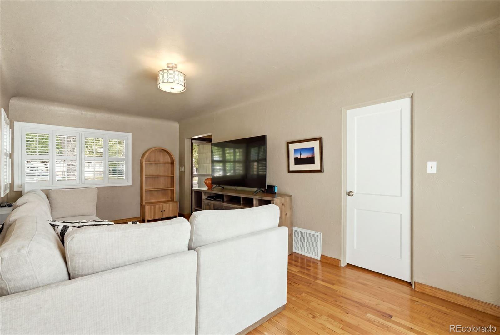 MLS Image #10 for 4247 s grant street,englewood, Colorado