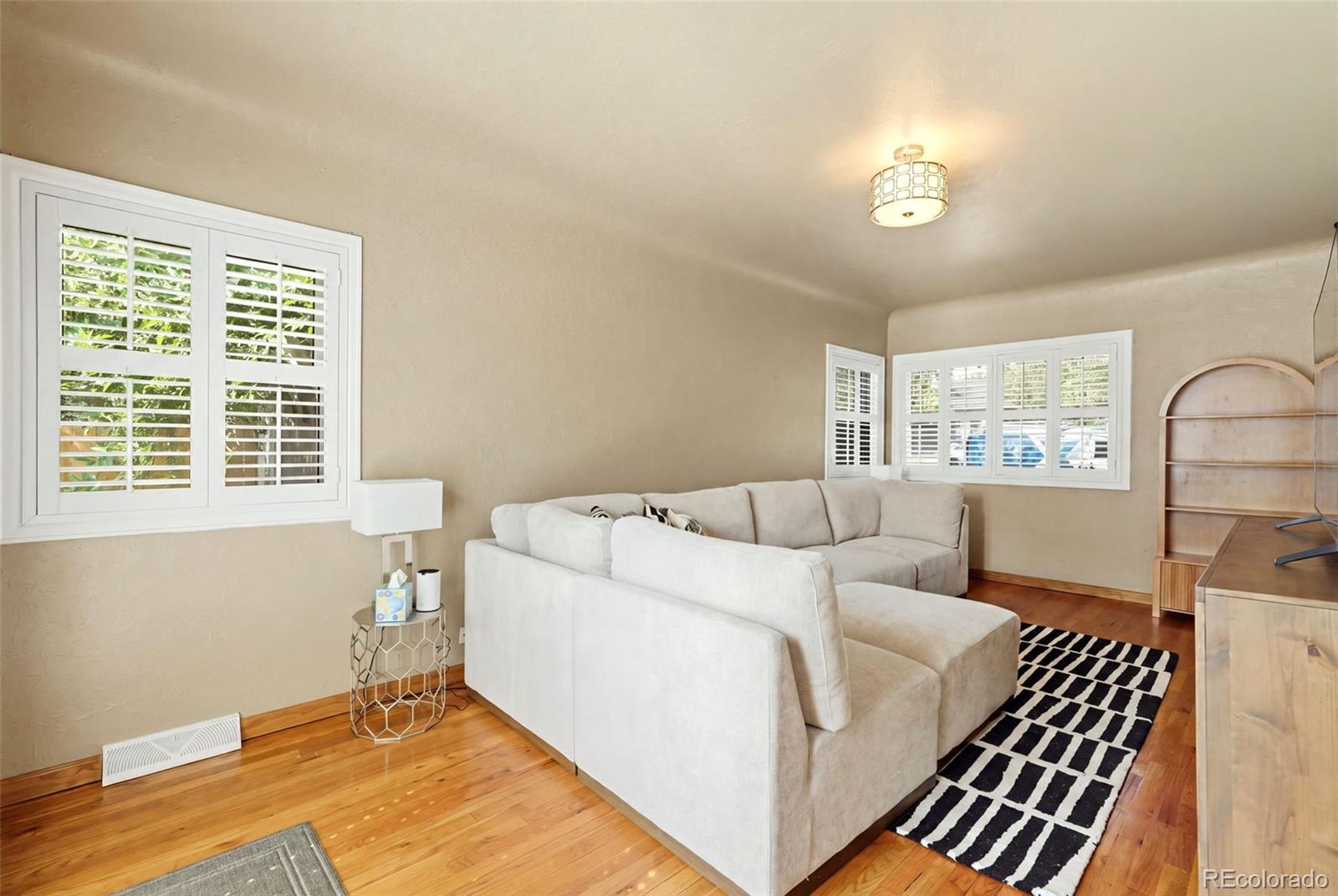 MLS Image #11 for 4247 s grant street,englewood, Colorado