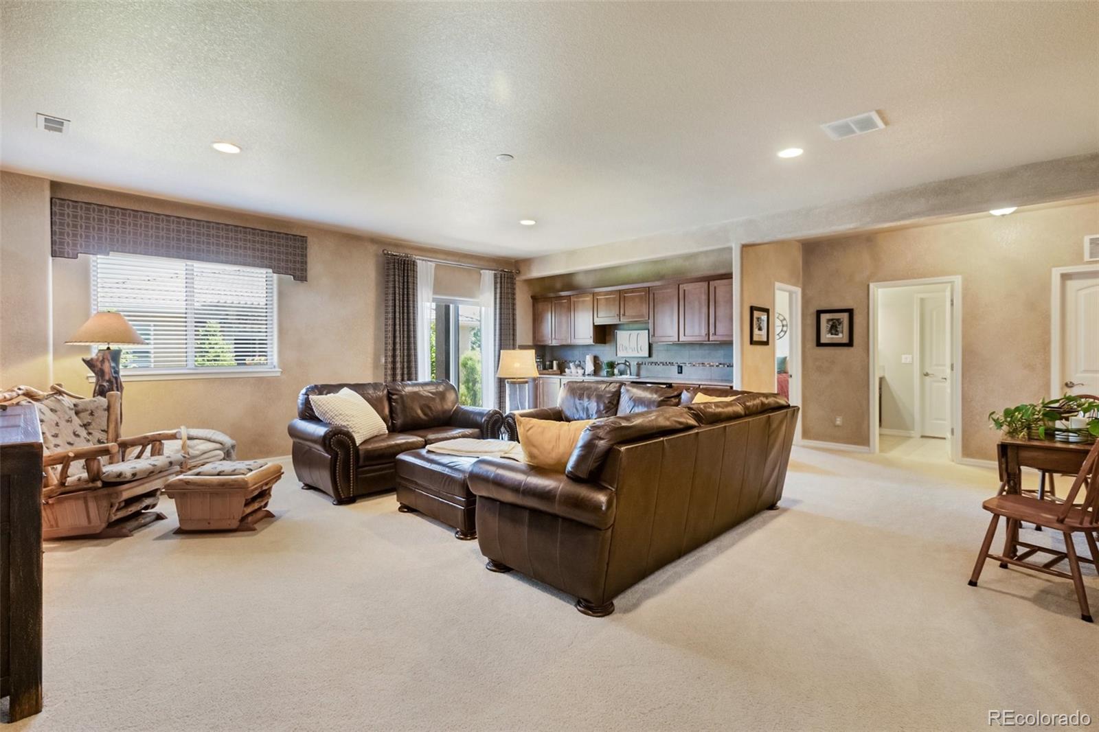 MLS Image #15 for 2116  lone willow view,colorado springs, Colorado