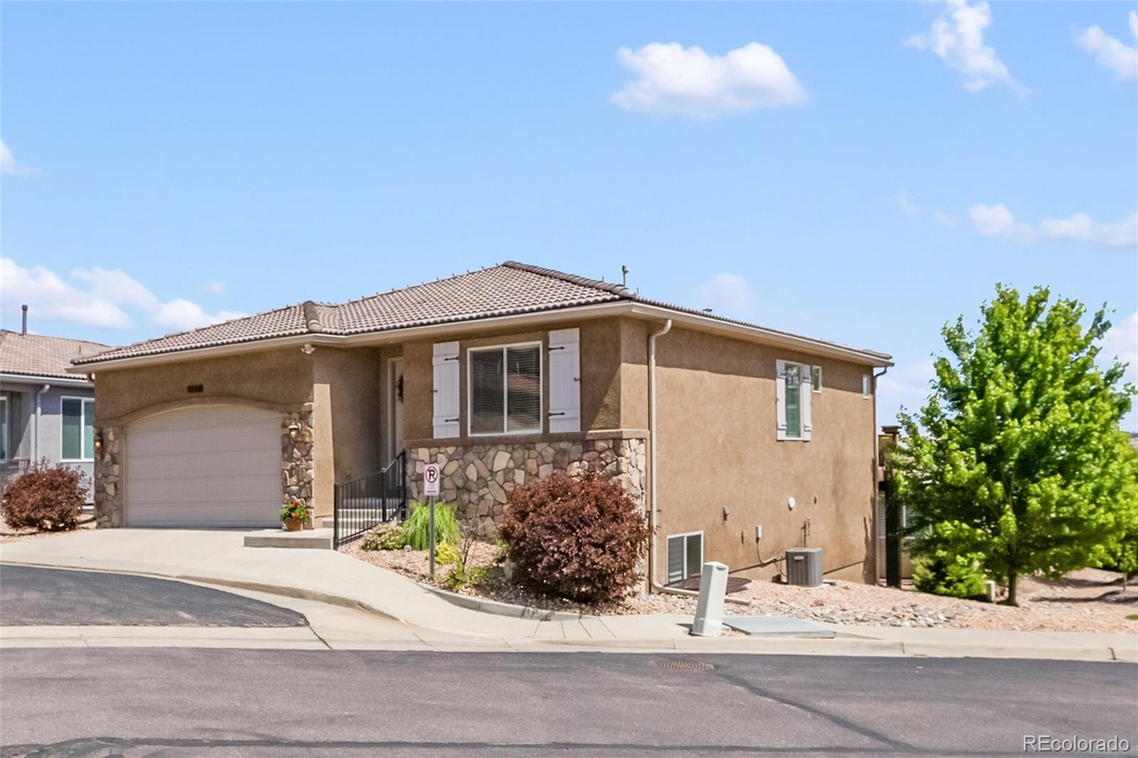 MLS Image #25 for 2116  lone willow view,colorado springs, Colorado