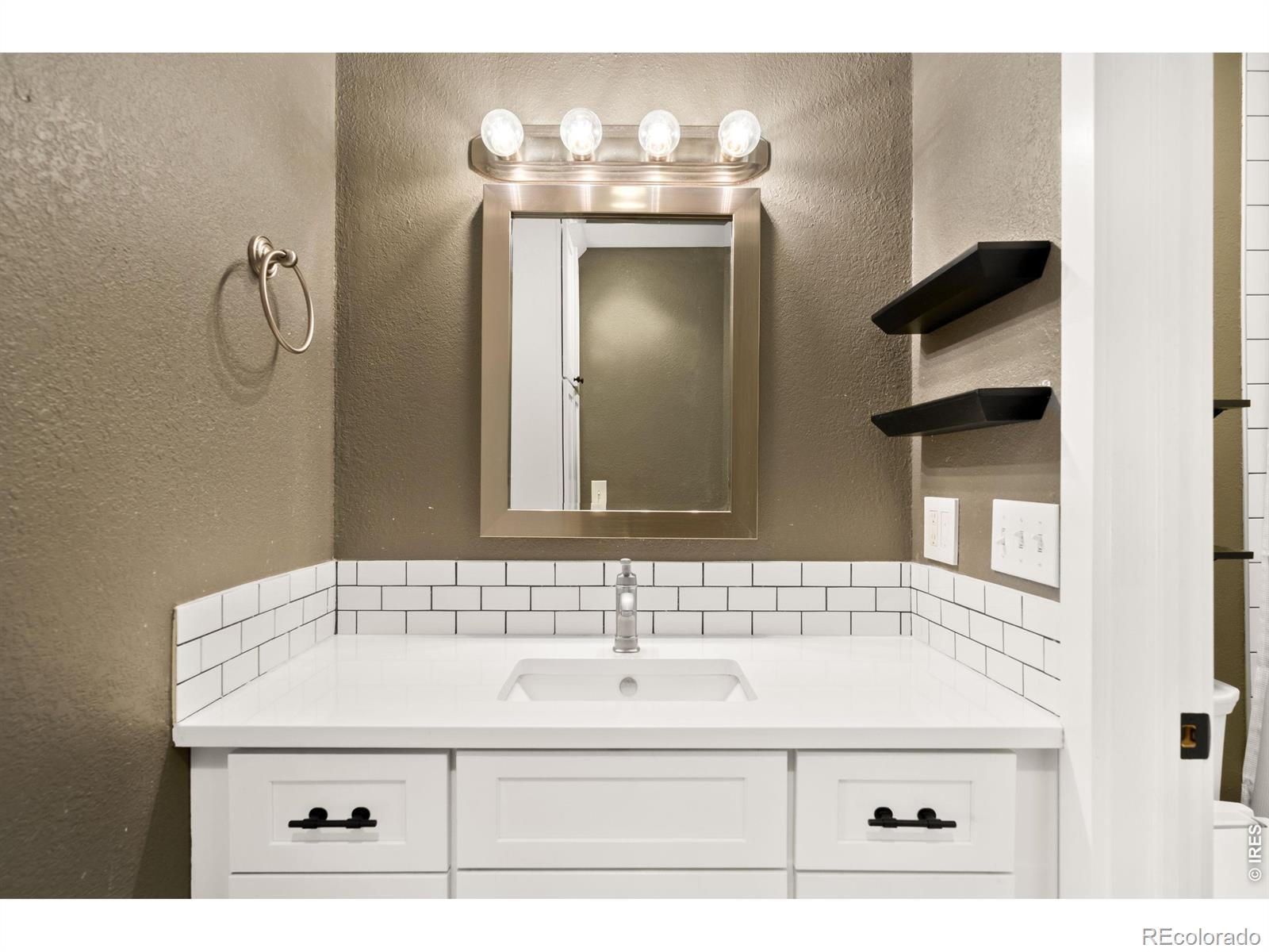 MLS Image #33 for 639  galapago street,denver, Colorado