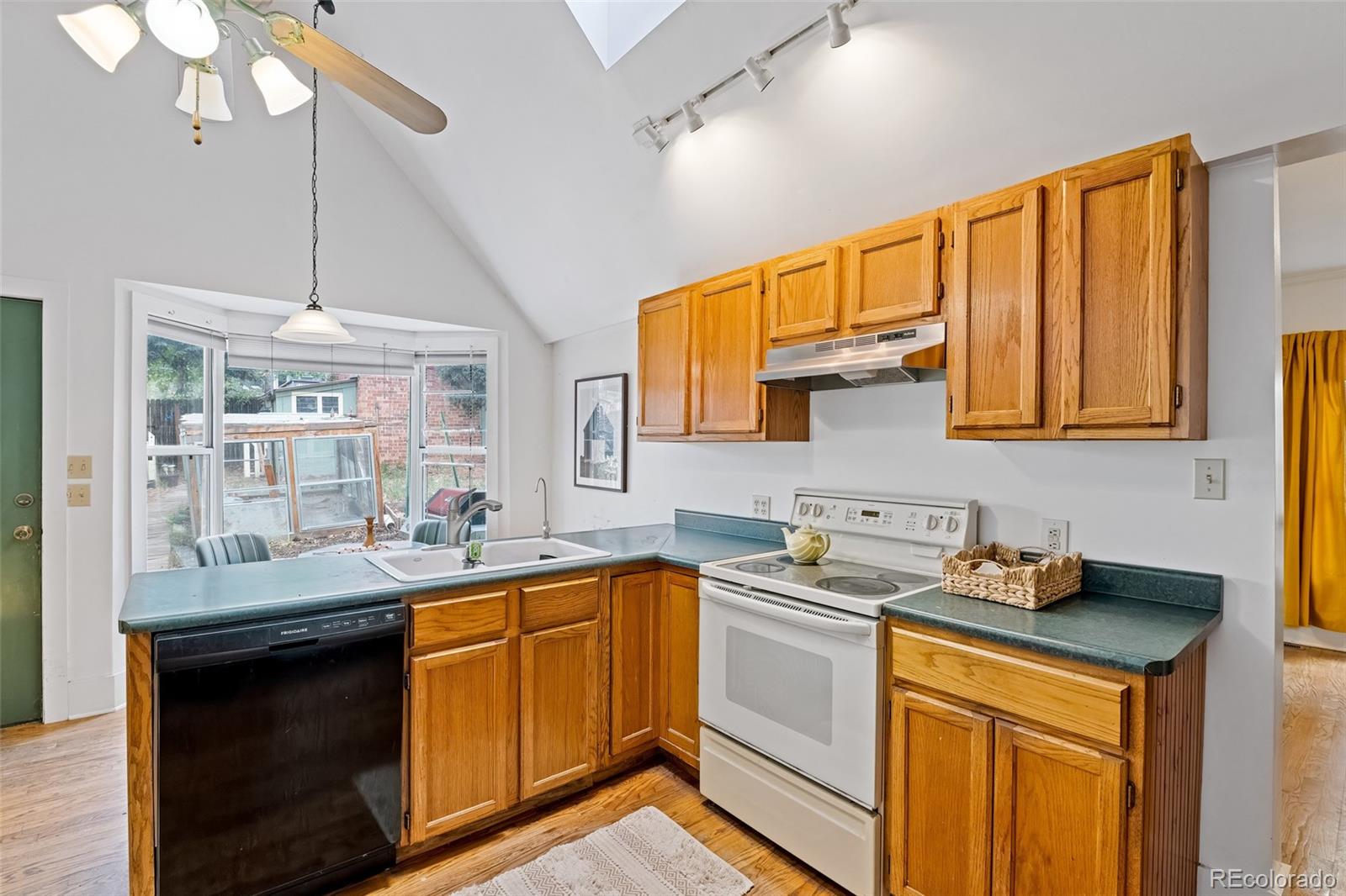 MLS Image #16 for 1419  ford street,golden, Colorado