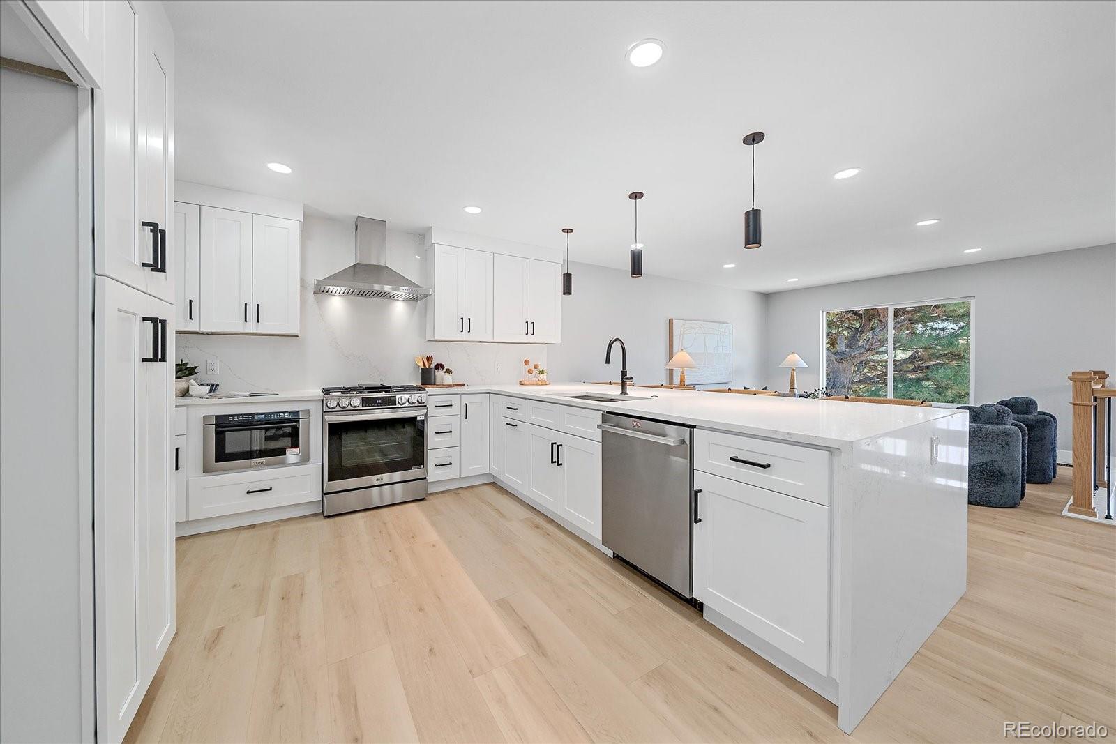 MLS Image #14 for 2088 s coors circle,lakewood, Colorado