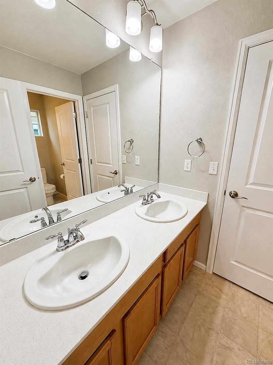 MLS Image #11 for 15854 e otero circle,englewood, Colorado