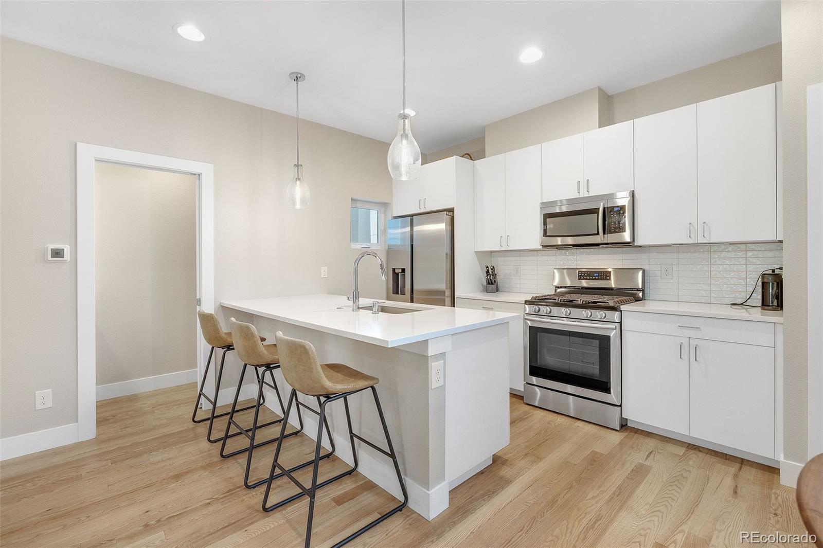 MLS Image #8 for 2780 w 25th avenue,denver, Colorado