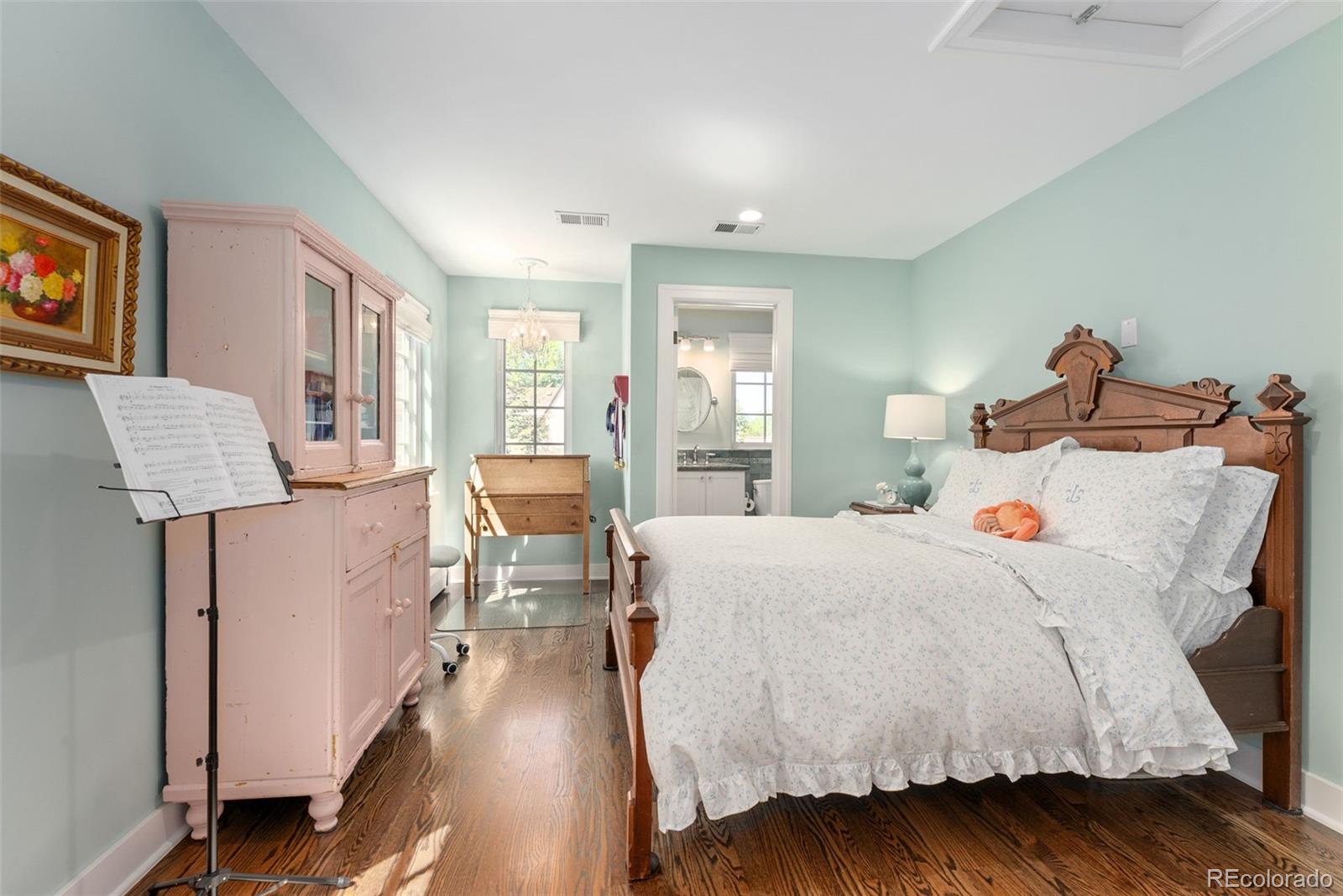 MLS Image #34 for 167  bellaire street,denver, Colorado