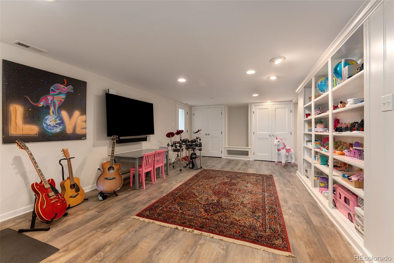 MLS Image #36 for 167  bellaire street,denver, Colorado