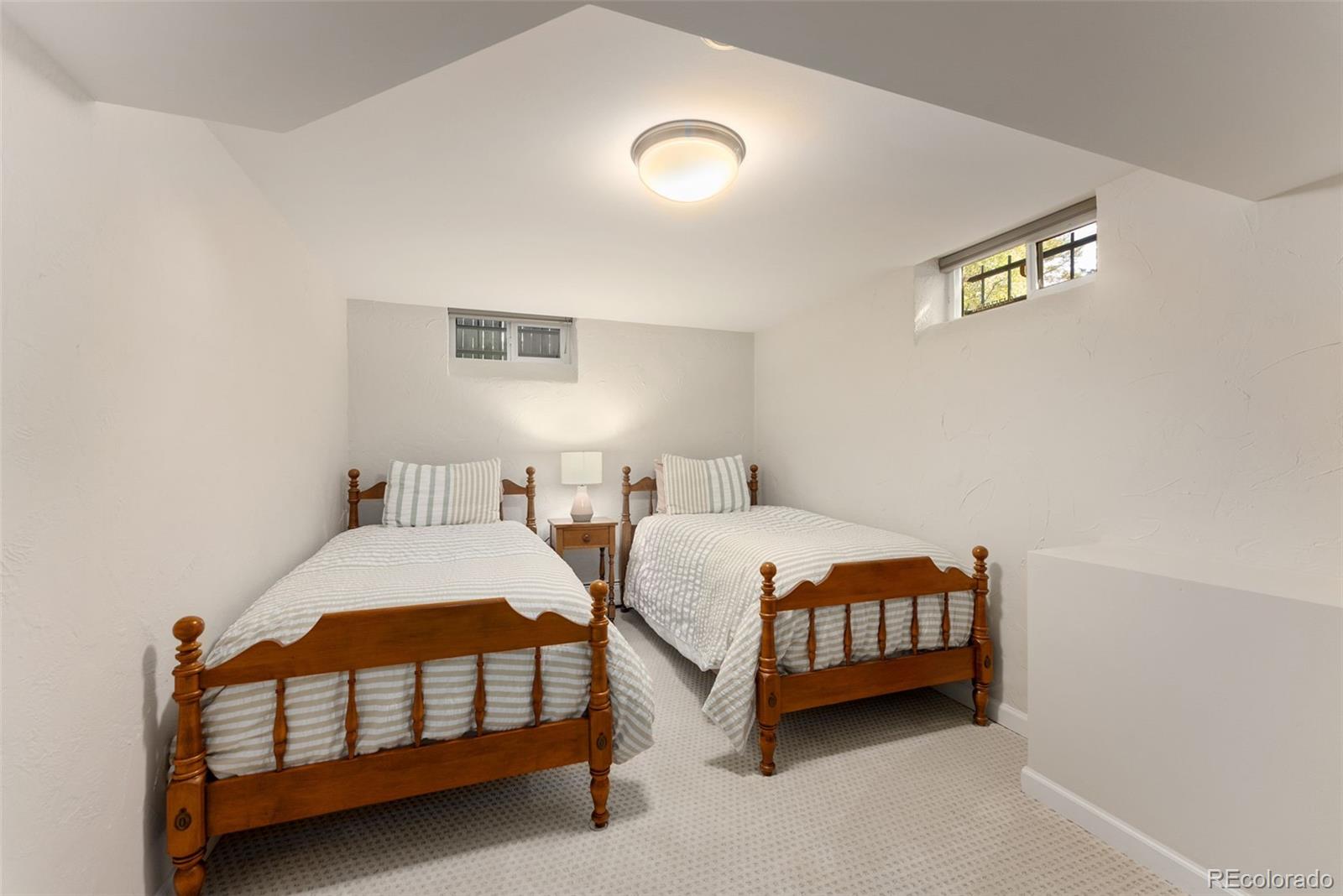 MLS Image #37 for 167  bellaire street,denver, Colorado