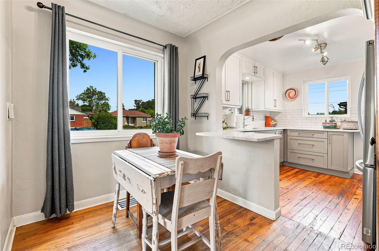 MLS Image #11 for 3280  niagara street,denver, Colorado
