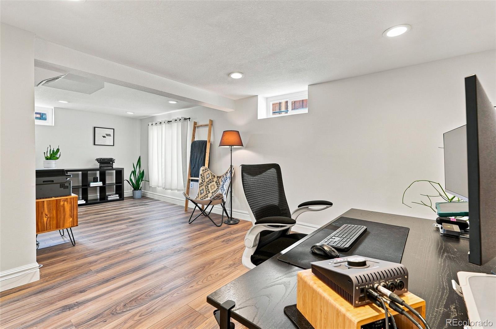 MLS Image #33 for 3280  niagara street,denver, Colorado