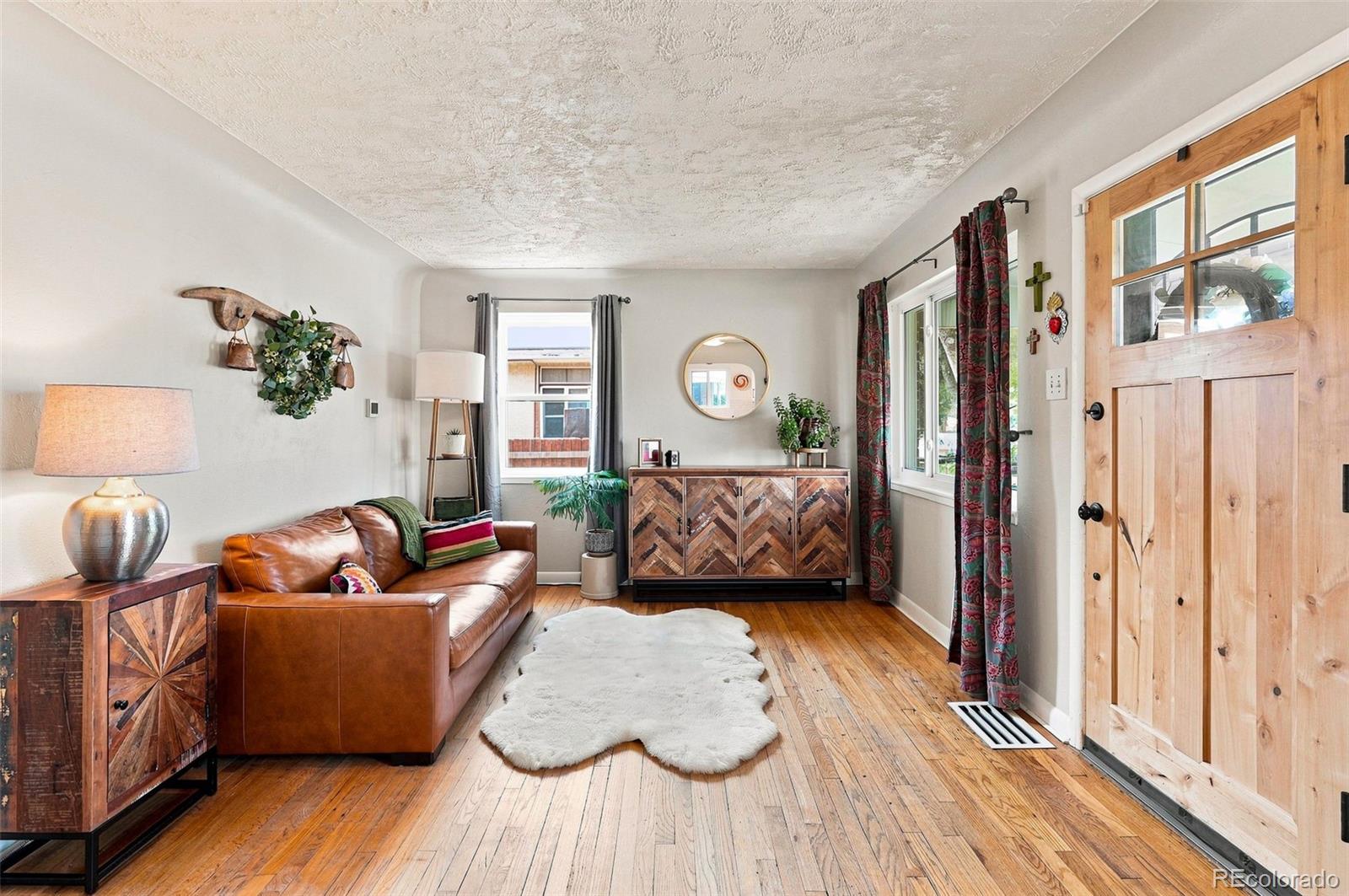 MLS Image #5 for 3280  niagara street,denver, Colorado