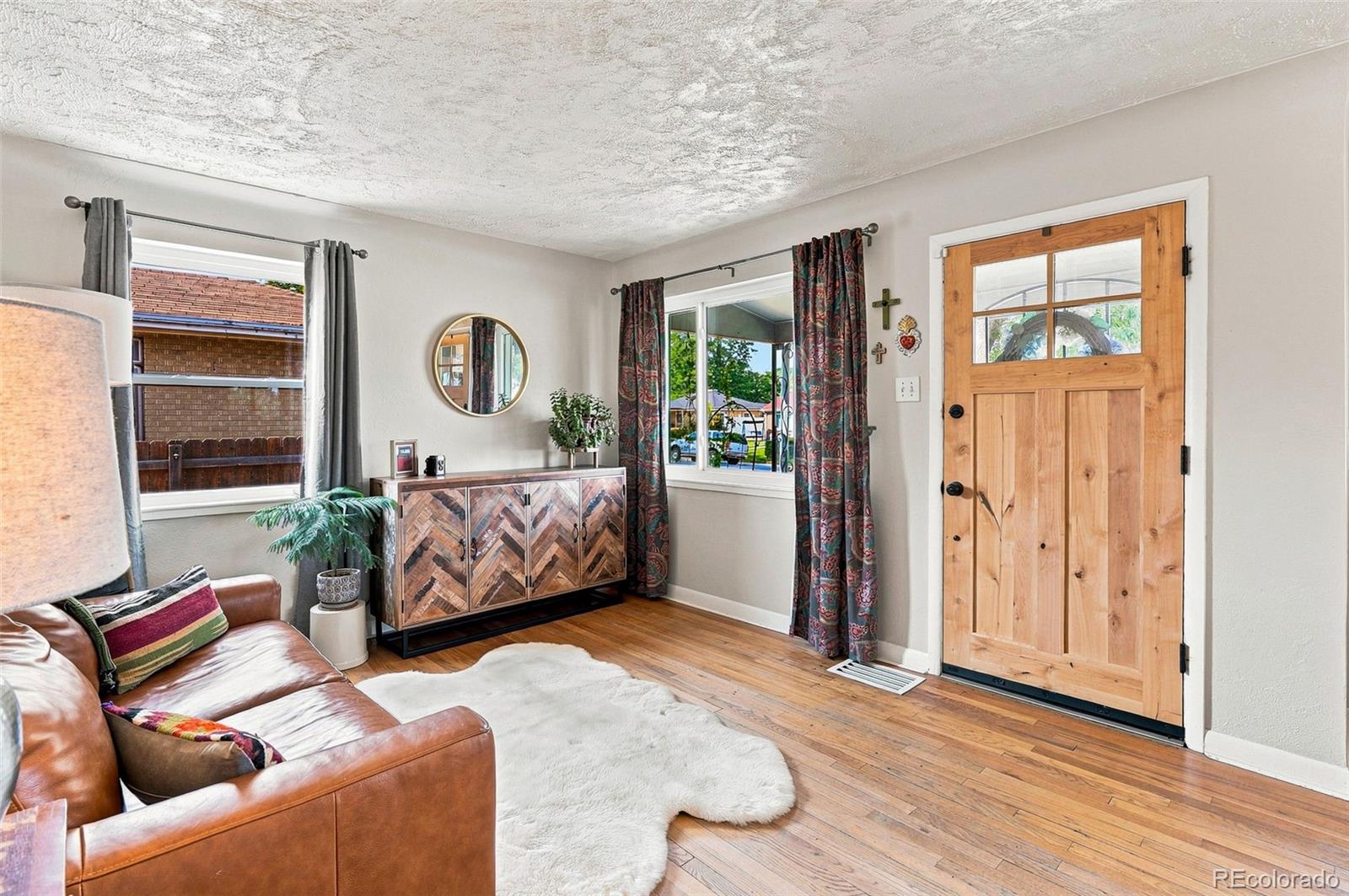 MLS Image #6 for 3280  niagara street,denver, Colorado