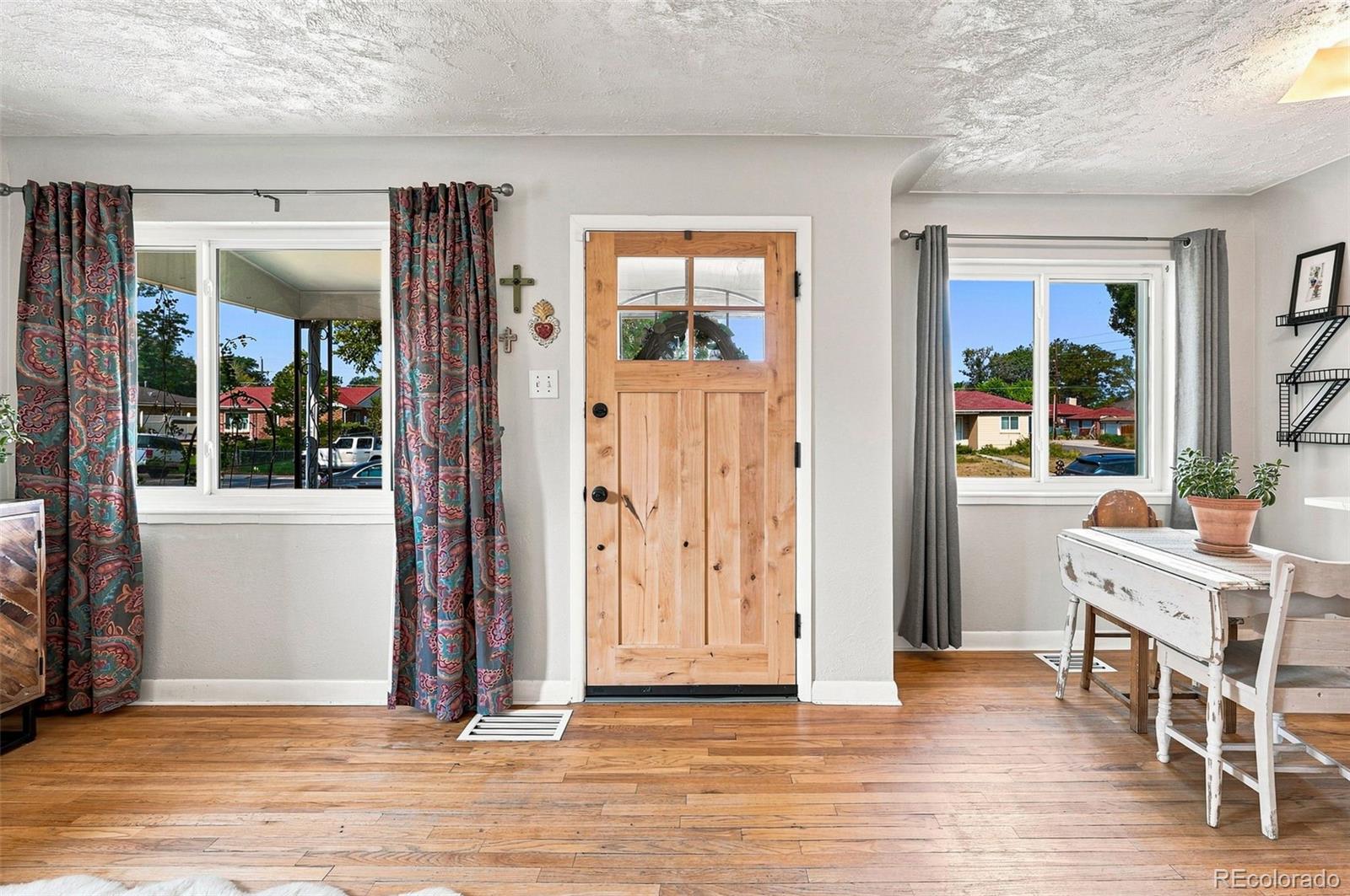 MLS Image #9 for 3280  niagara street,denver, Colorado