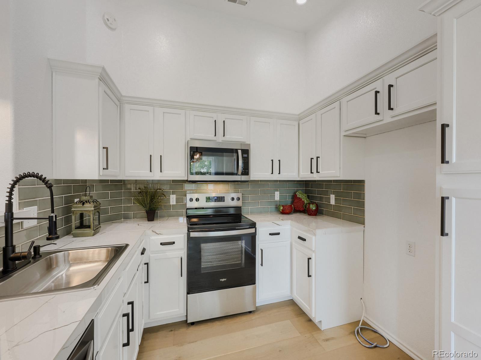 MLS Image #6 for 3928  riviera grove,colorado springs, Colorado