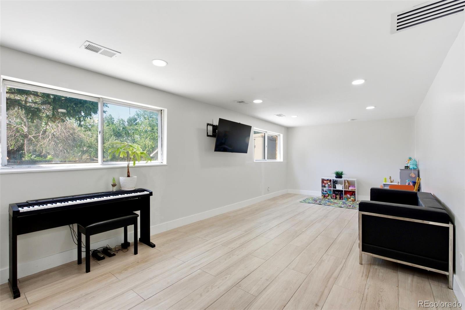 MLS Image #13 for 9345  lowell boulevard,westminster, Colorado