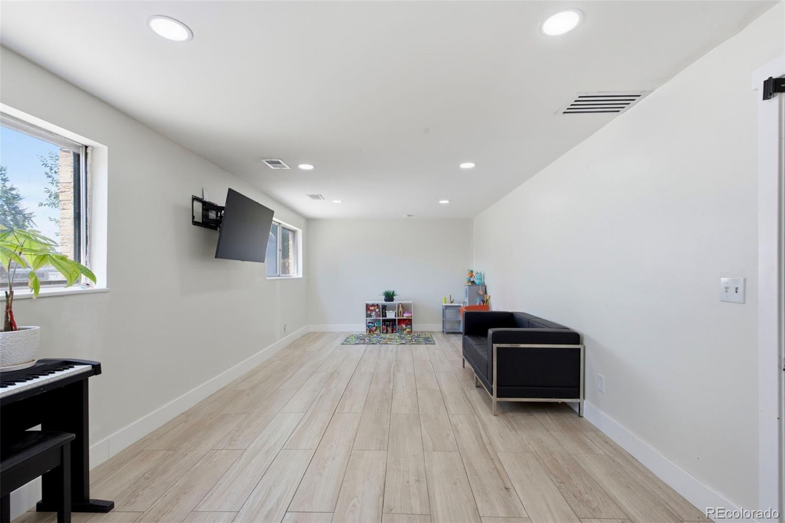 MLS Image #14 for 9345  lowell boulevard,westminster, Colorado