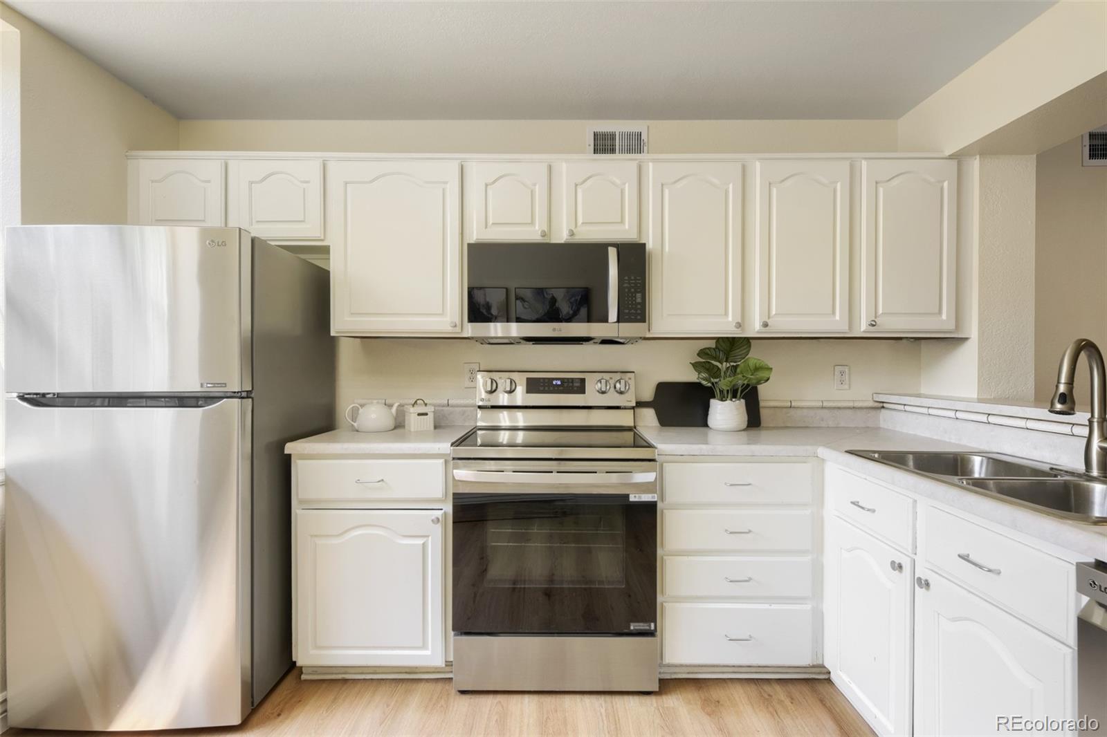 MLS Image #9 for 5755 w atlantic place,denver, Colorado