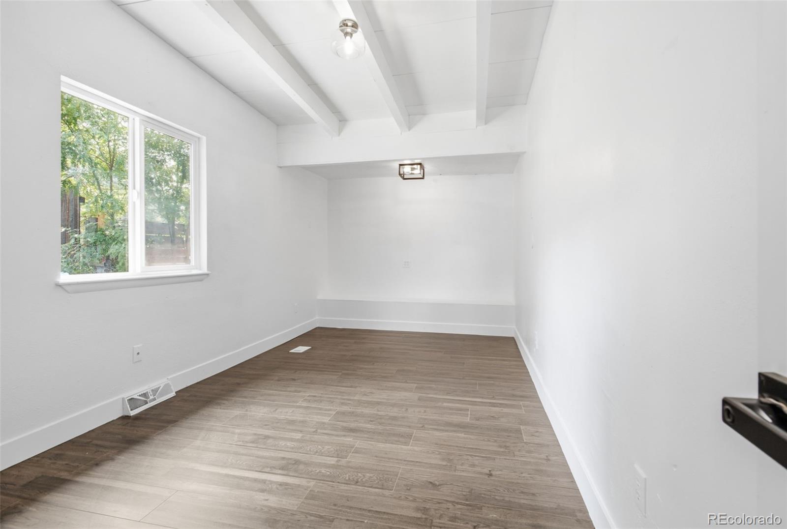 MLS Image #5 for 6139 s broadway ,littleton, Colorado