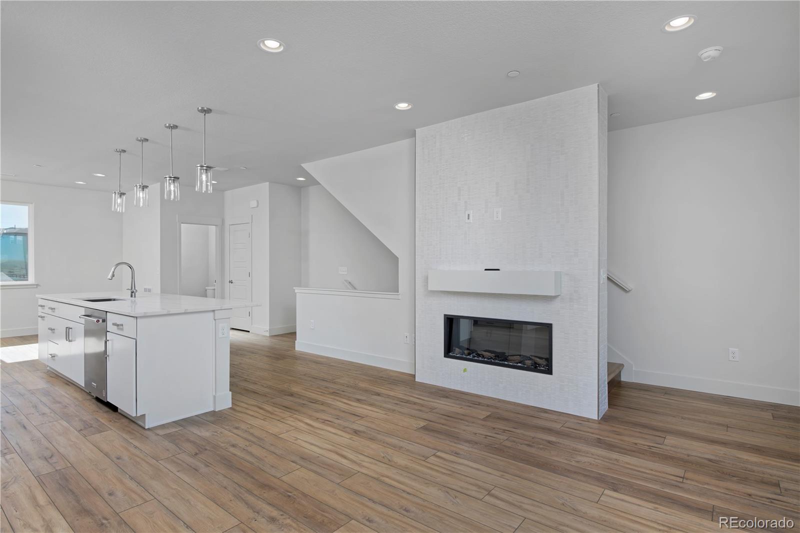 MLS Image #2 for 3119 w bates avenue,denver, Colorado