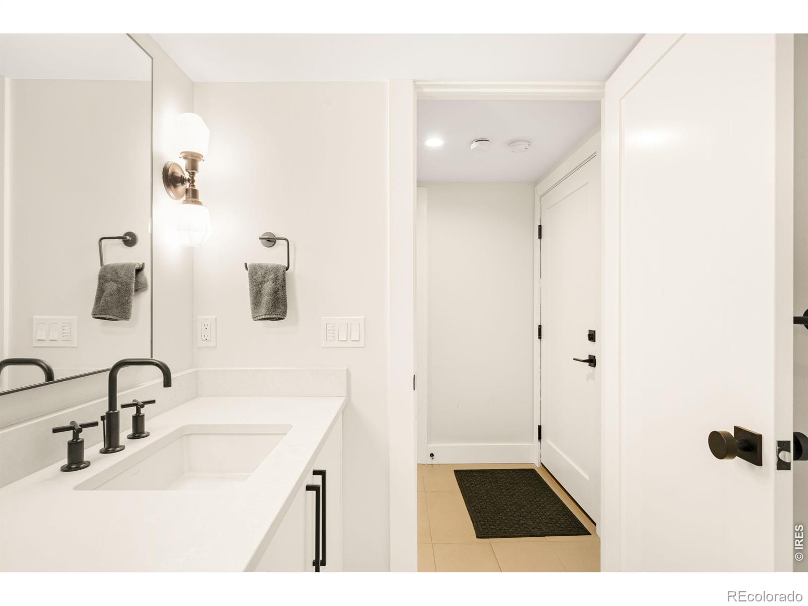 MLS Image #33 for 2550  balsam drive,boulder, Colorado