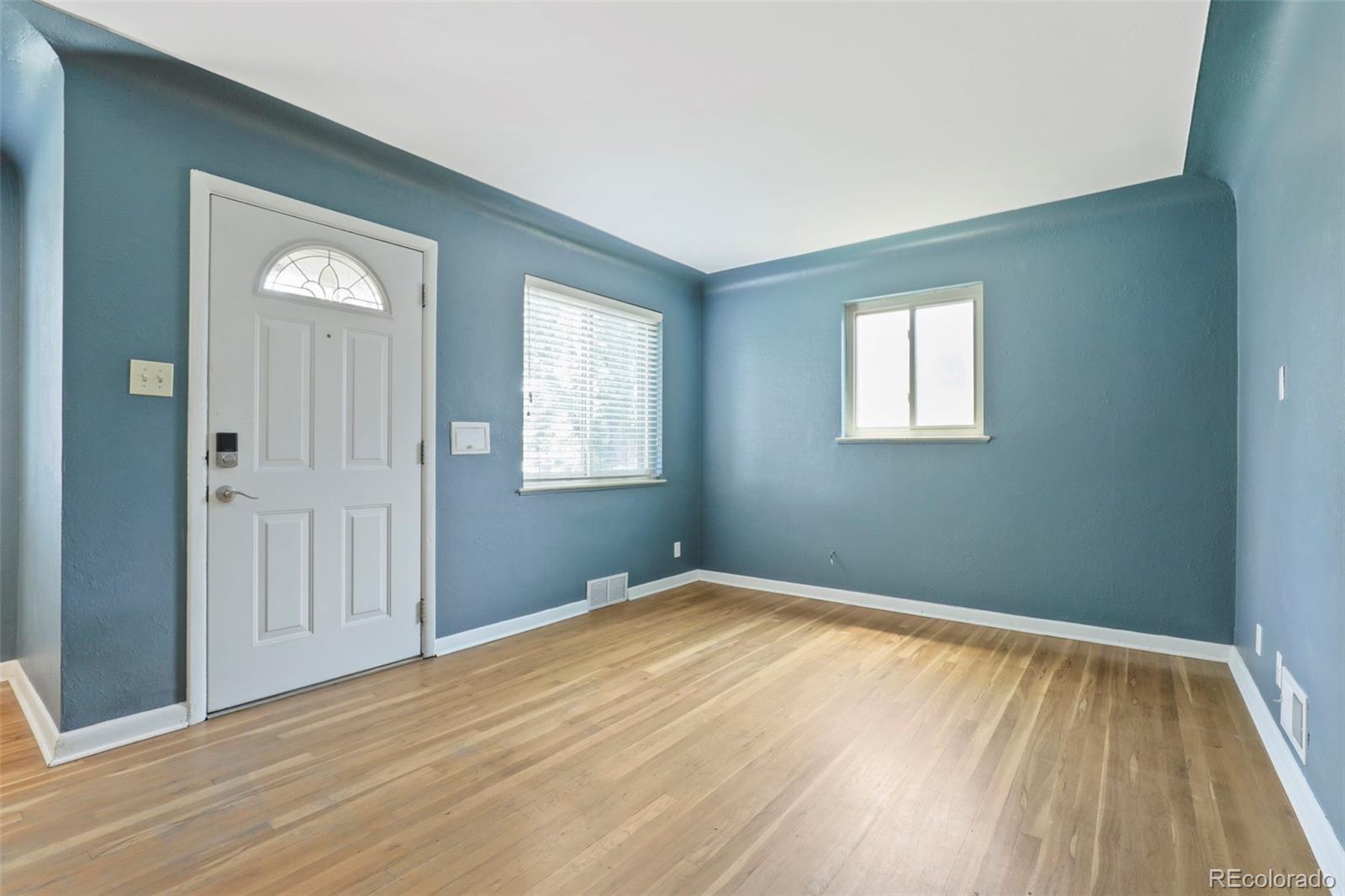 MLS Image #5 for 1425  wabash street,denver, Colorado