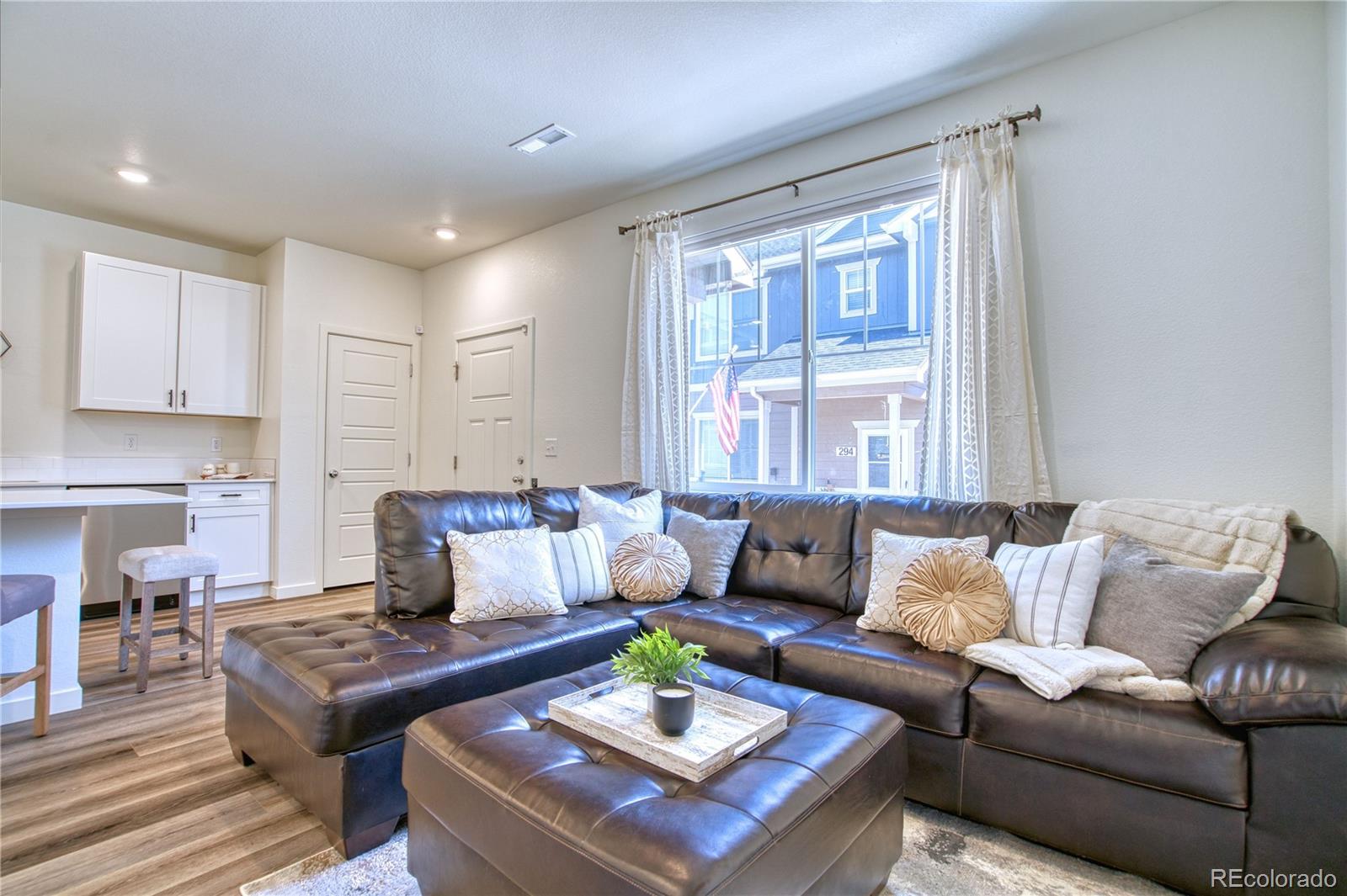MLS Image #4 for 282  cardinal street,johnstown, Colorado