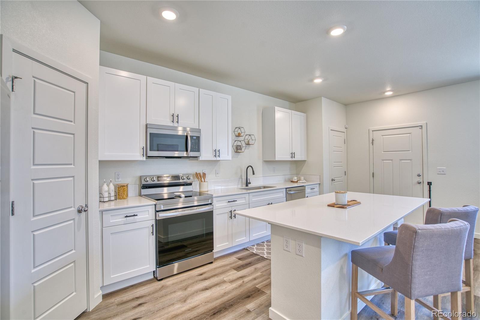 MLS Image #6 for 282  cardinal street,johnstown, Colorado