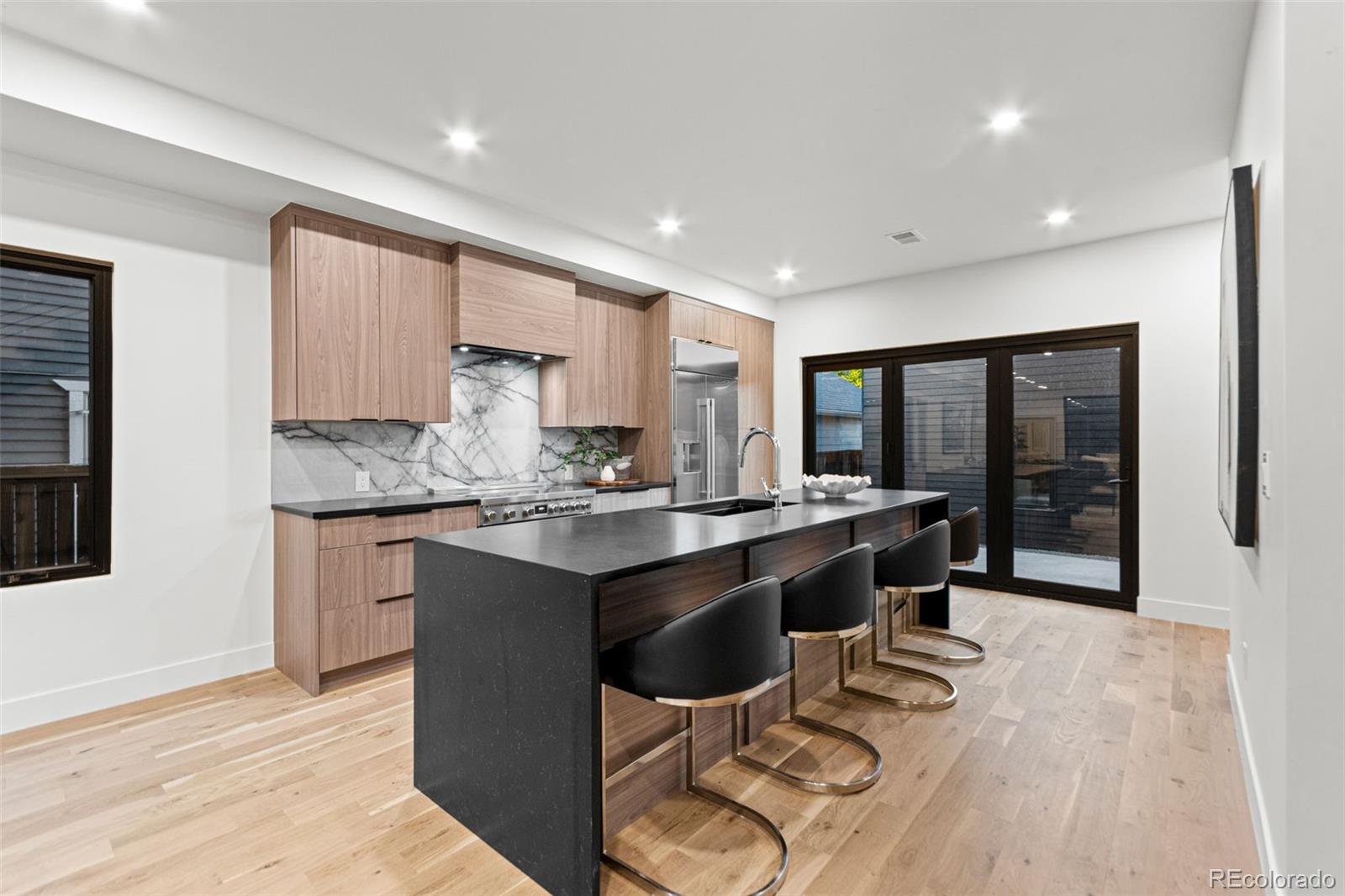 MLS Image #11 for 1448  stuart street,denver, Colorado