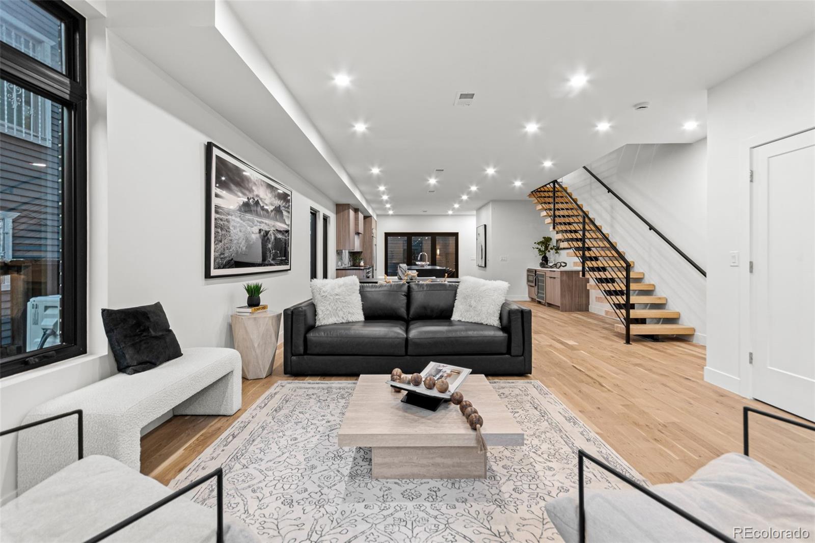 MLS Image #6 for 1448  stuart street,denver, Colorado