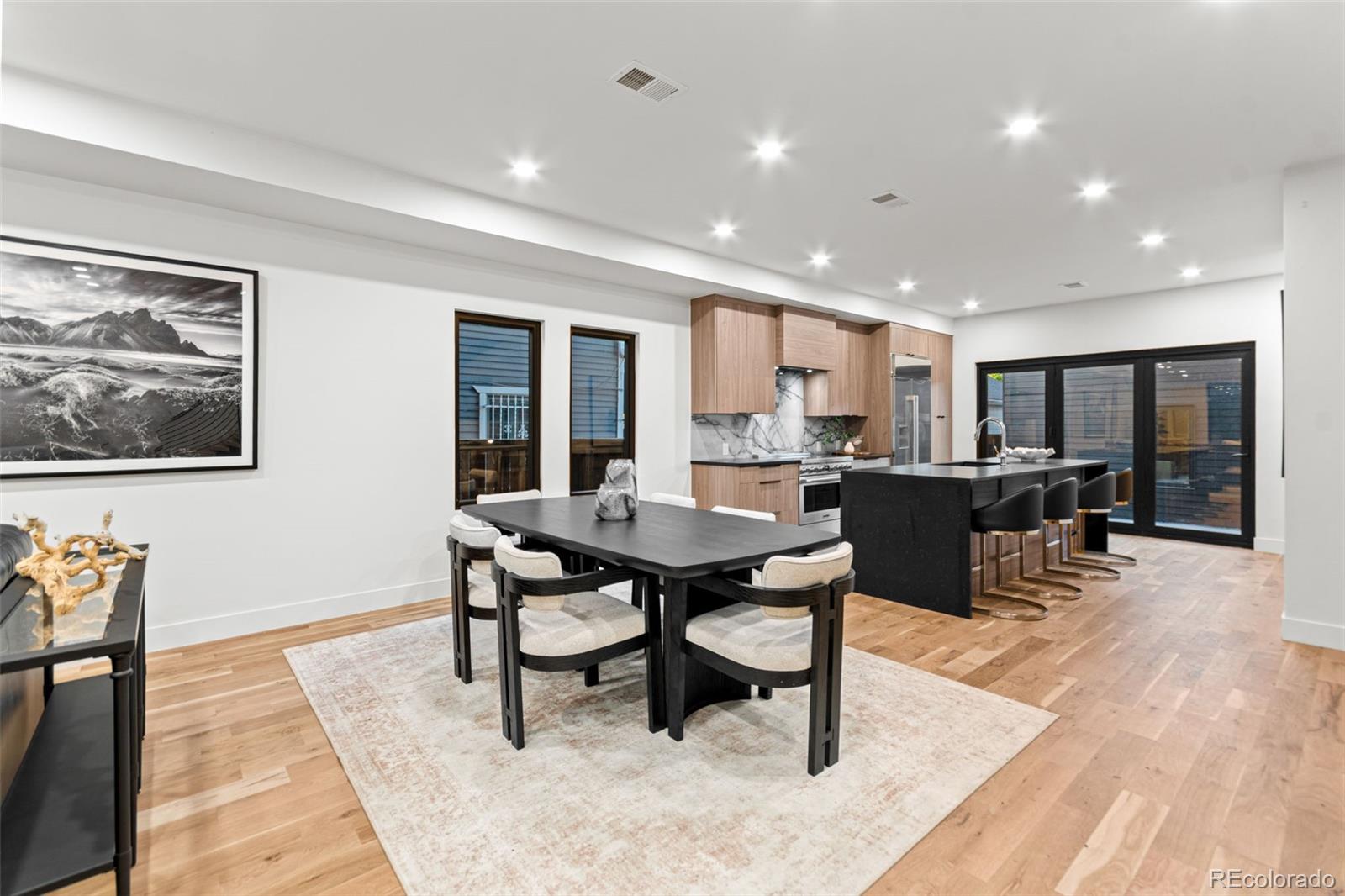 MLS Image #8 for 1448  stuart street,denver, Colorado