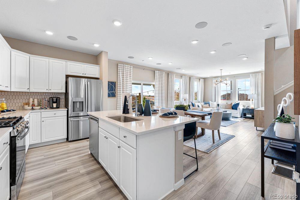 MLS Image #5 for 23722 e 33rd place,aurora, Colorado