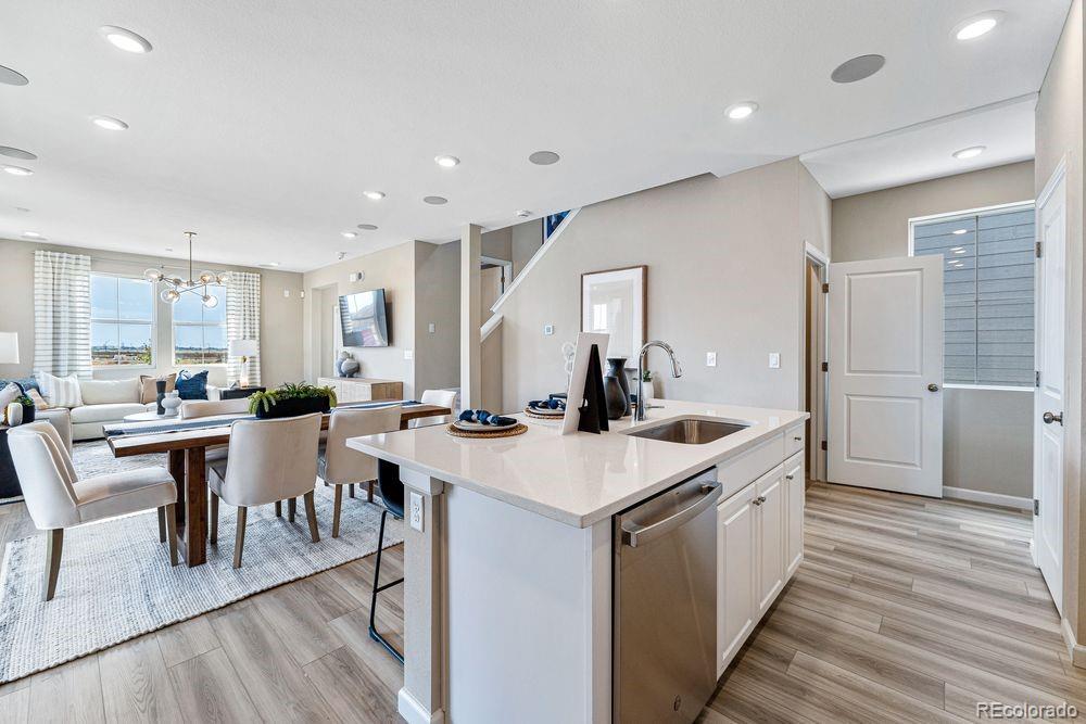 MLS Image #6 for 23722 e 33rd place,aurora, Colorado