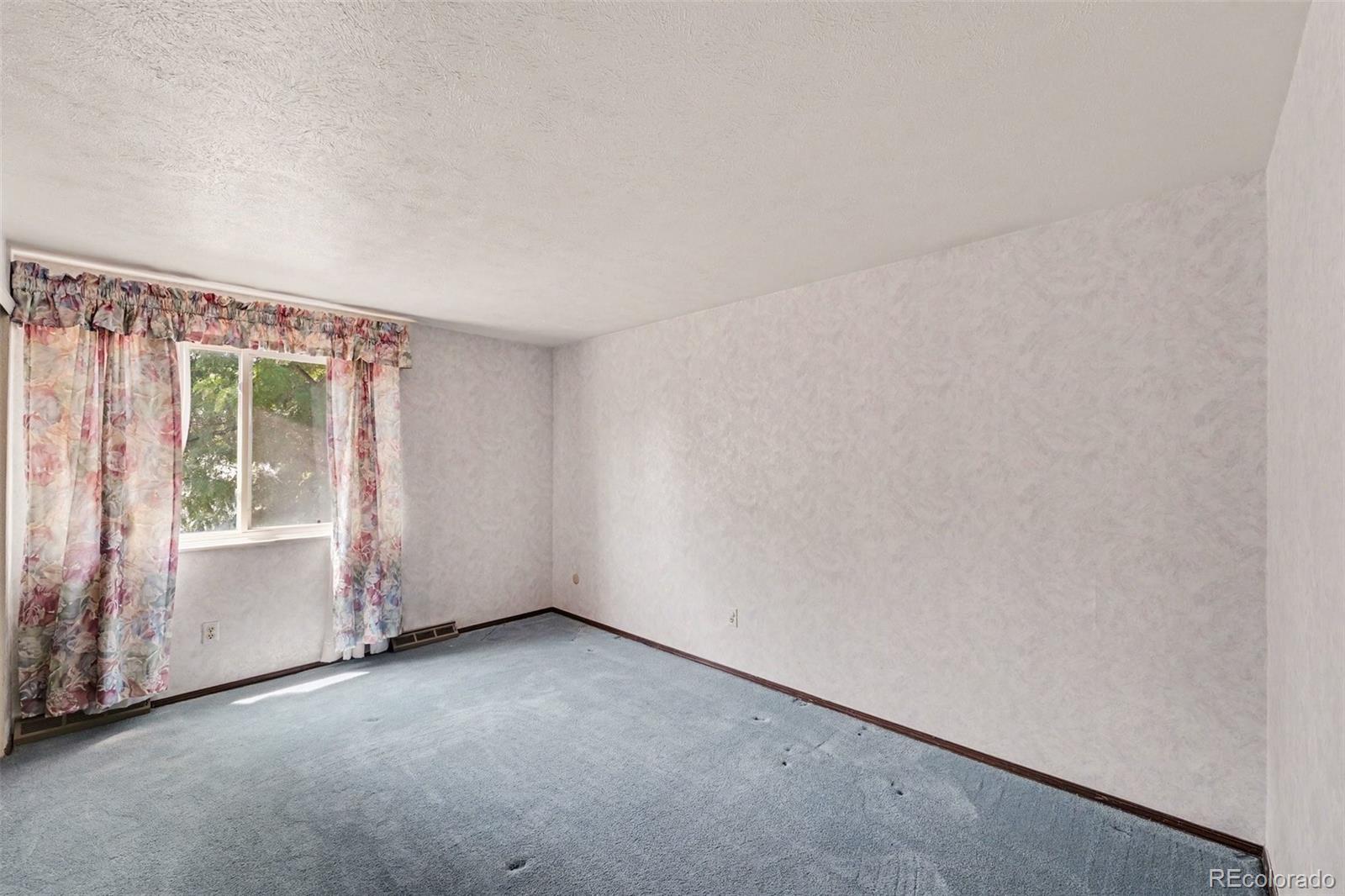 MLS Image #15 for 3962 s quebec street,denver, Colorado