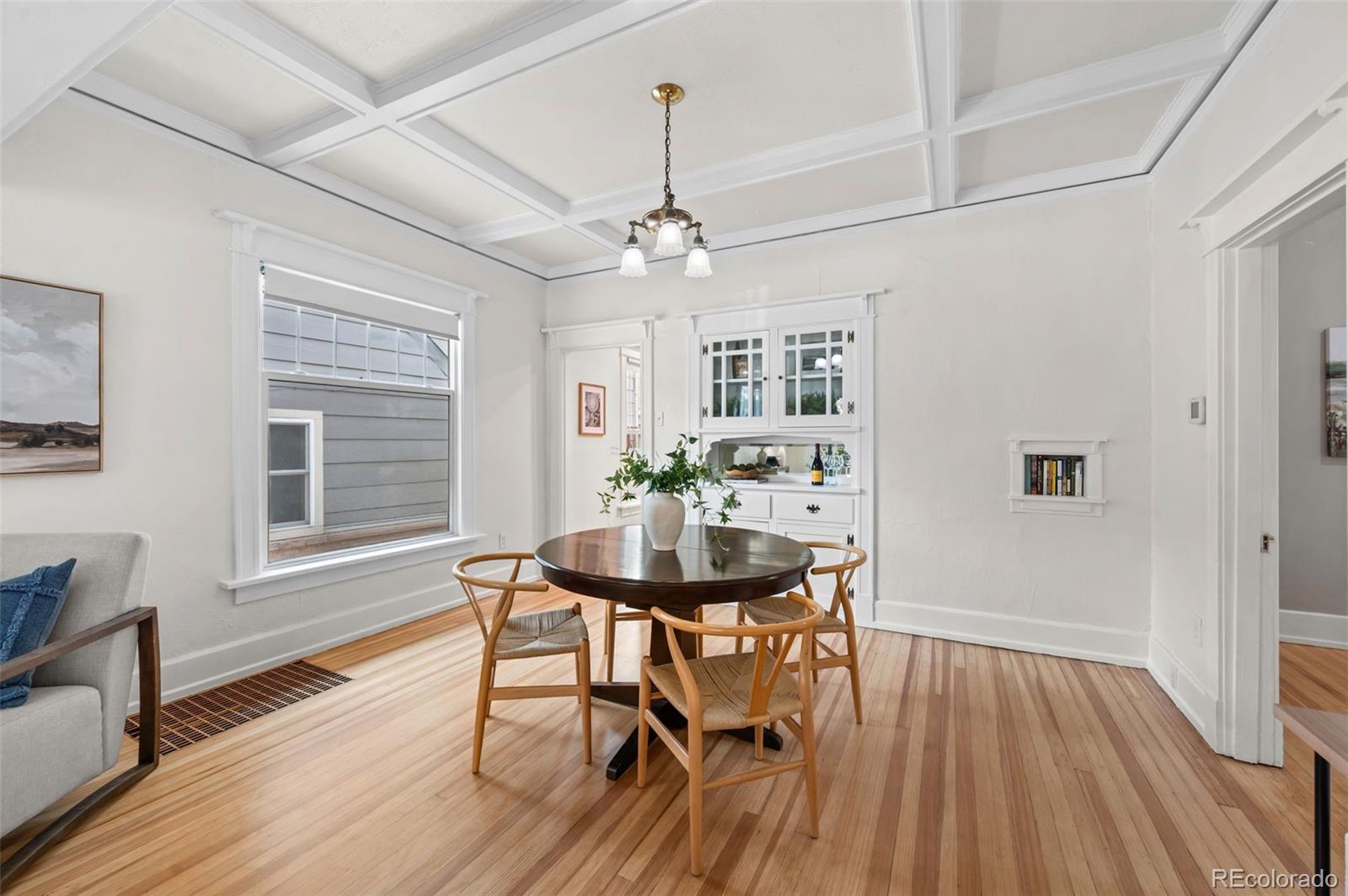 MLS Image #14 for 2861 s lincoln street,englewood, Colorado